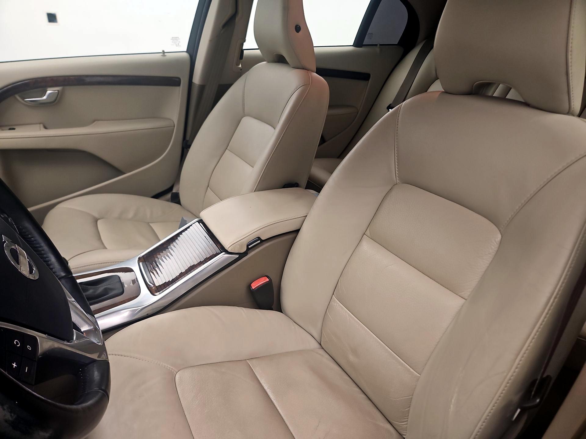 Thumbnail: 2015 Volvo S80 - 11