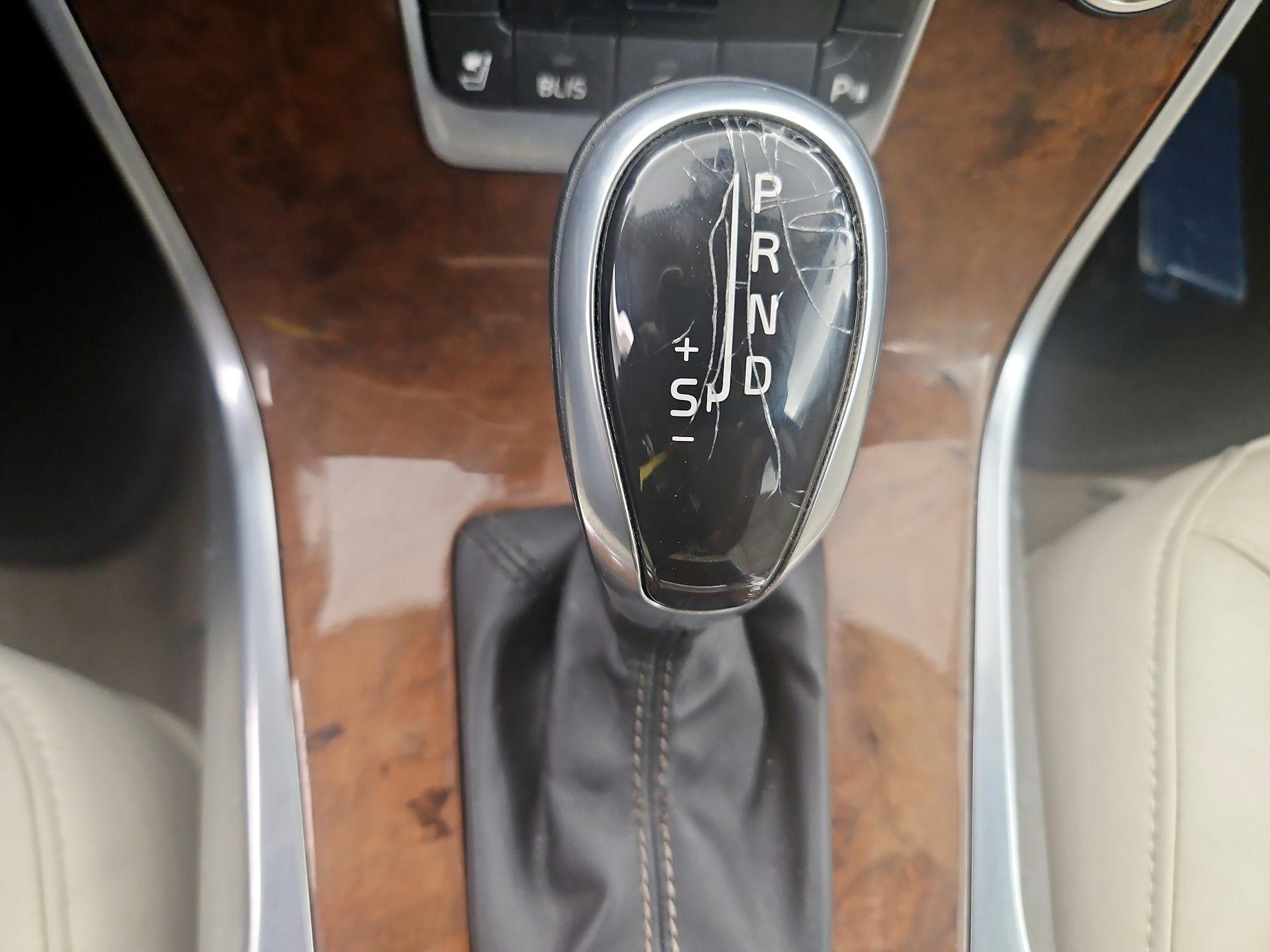 Thumbnail: 2015 Volvo S80 - 17