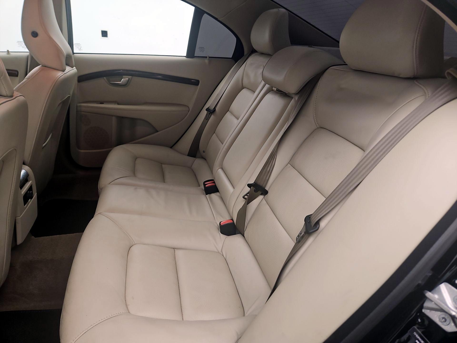 Thumbnail: 2015 Volvo S80 - 18