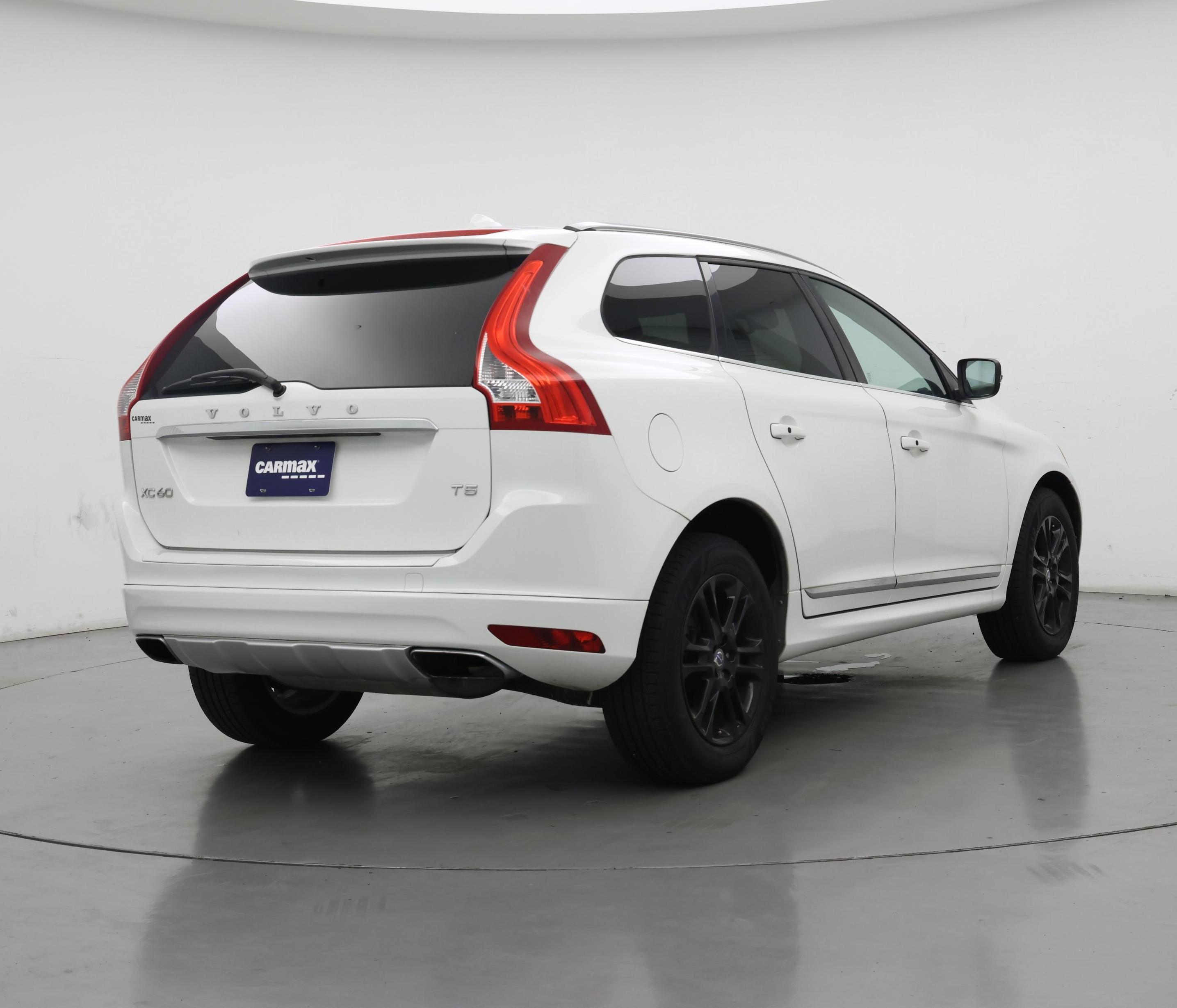 Thumbnail: 2015 Volvo XC60 - 8