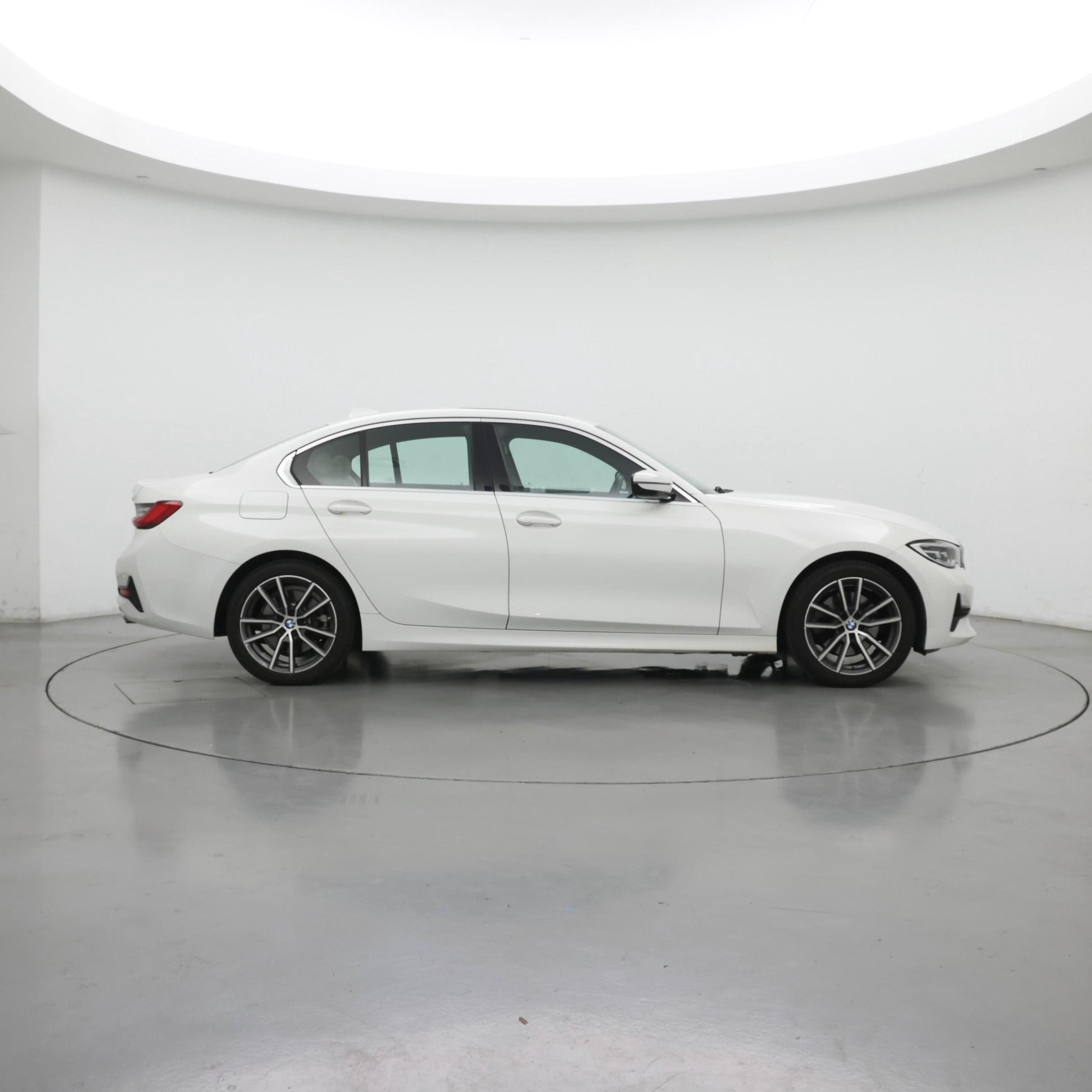 Thumbnail: 2020 BMW 3 Series - 7