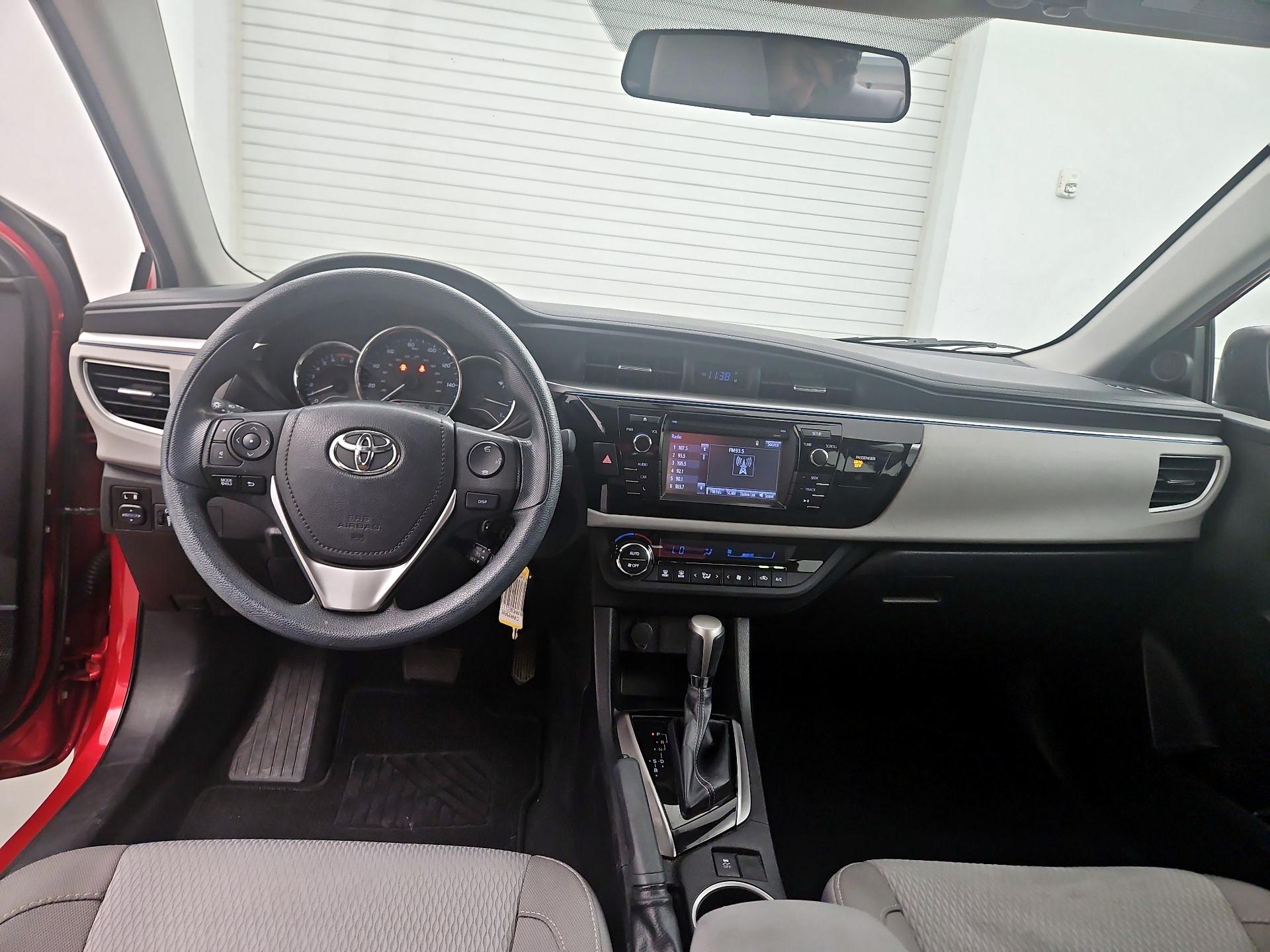 Thumbnail: 2014 Toyota Corolla - 9