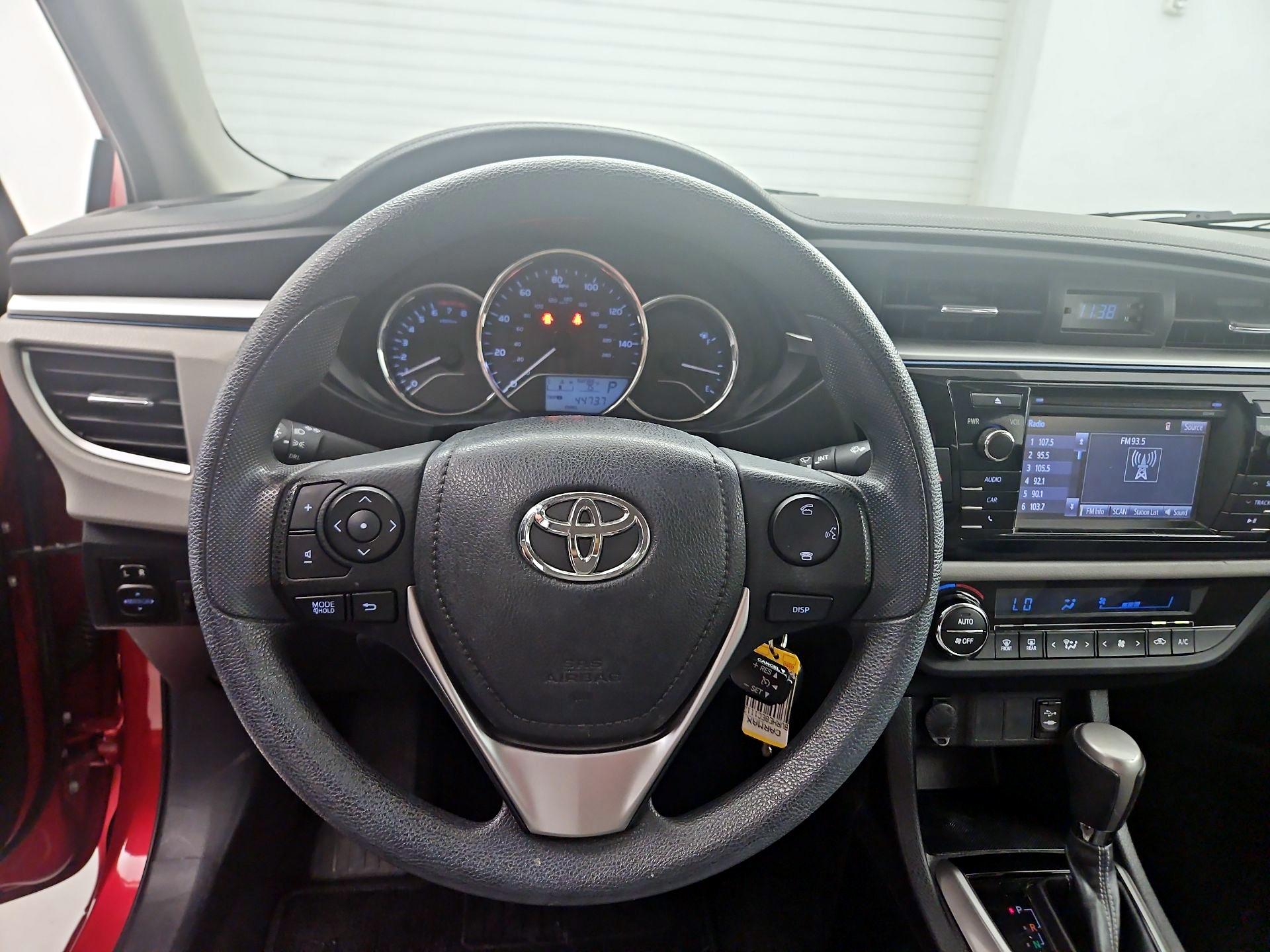 Thumbnail: 2014 Toyota Corolla - 10