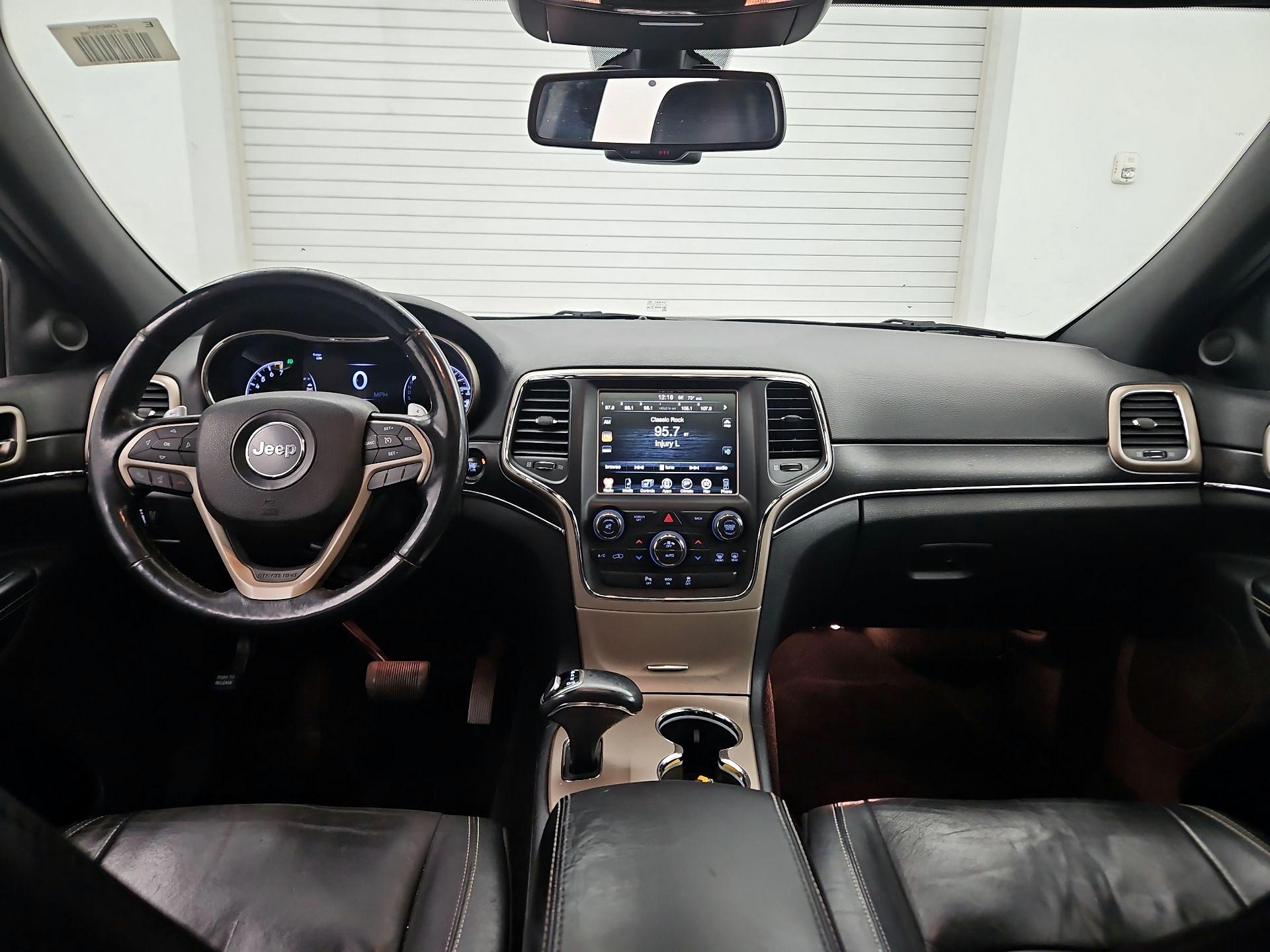 Thumbnail: 2015 Jeep Grand Cherokee - 9