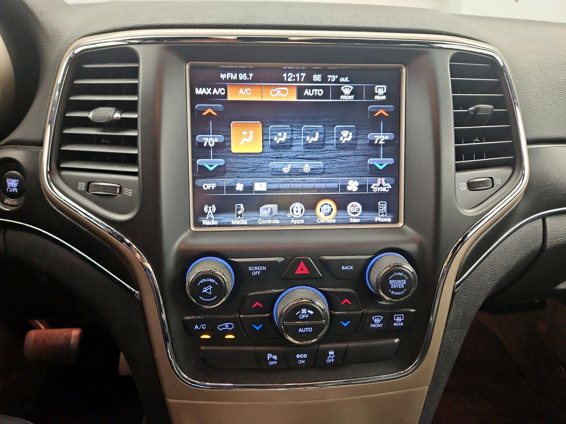 Thumbnail: 2015 Jeep Grand Cherokee - 15