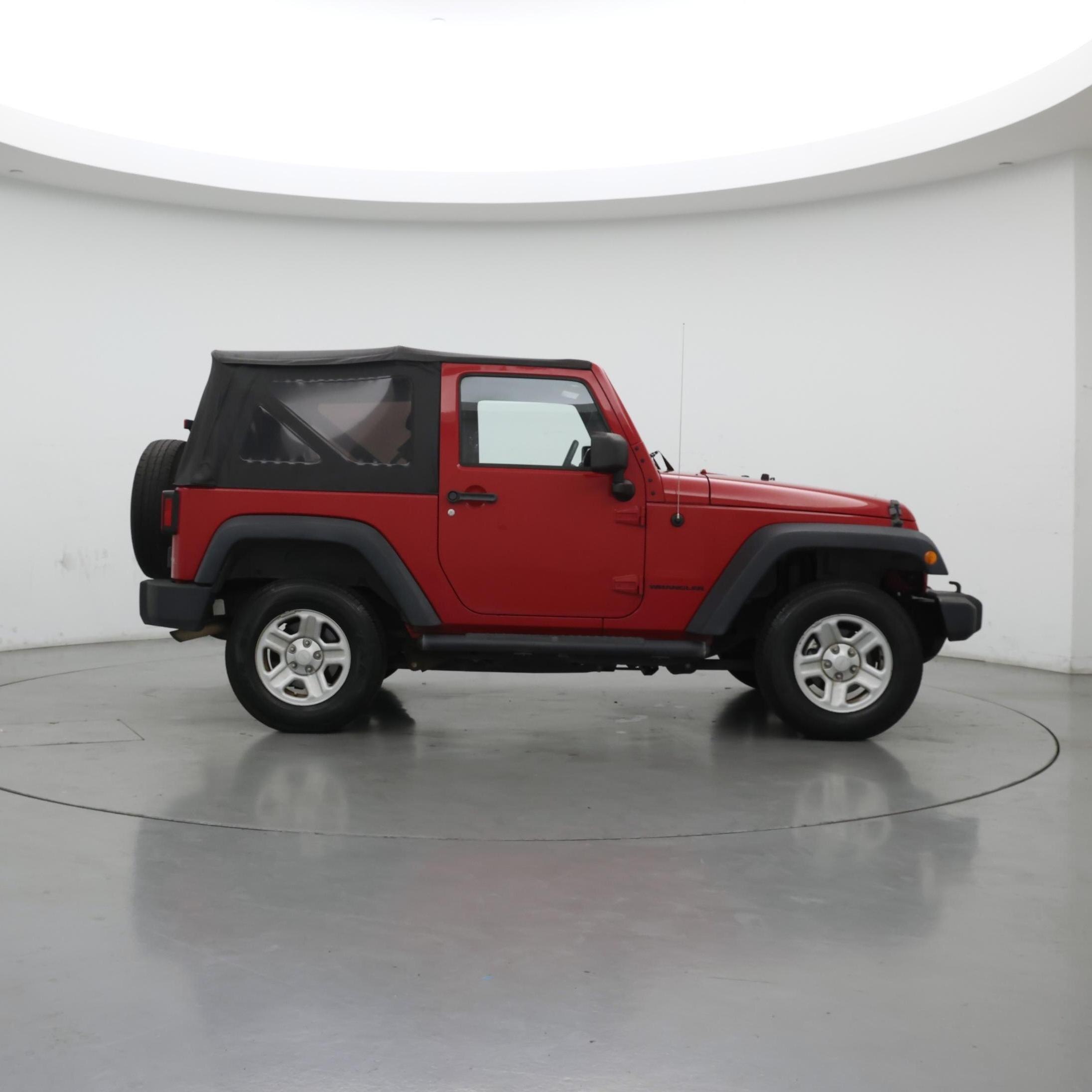 Thumbnail: 2013 Jeep Wrangler - 7