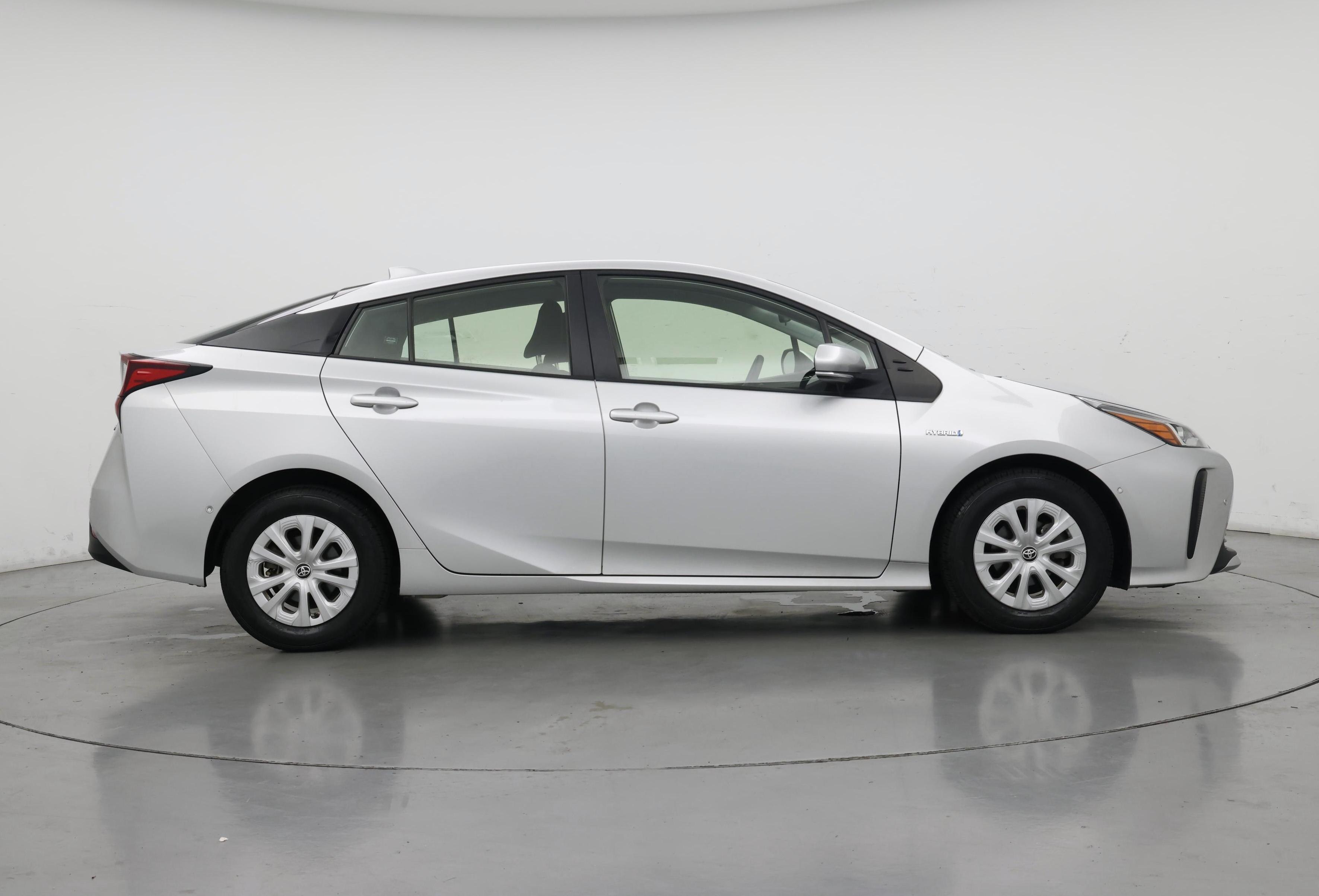 Thumbnail: 2021 Toyota Prius - 7