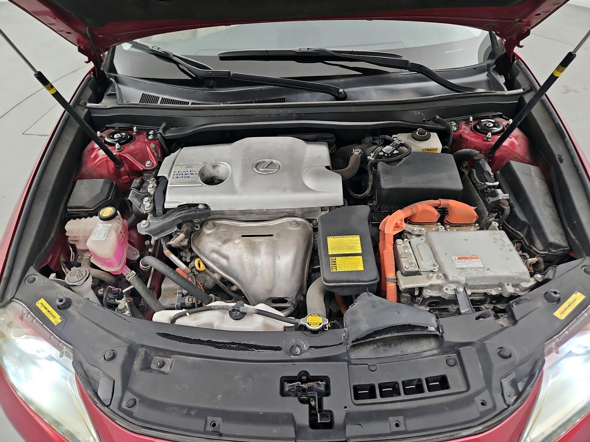 Thumbnail: 2013 Lexus ES - 17