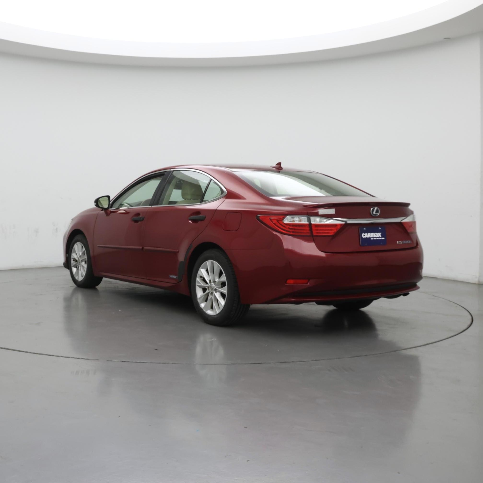 Thumbnail: 2013 Lexus ES - 2