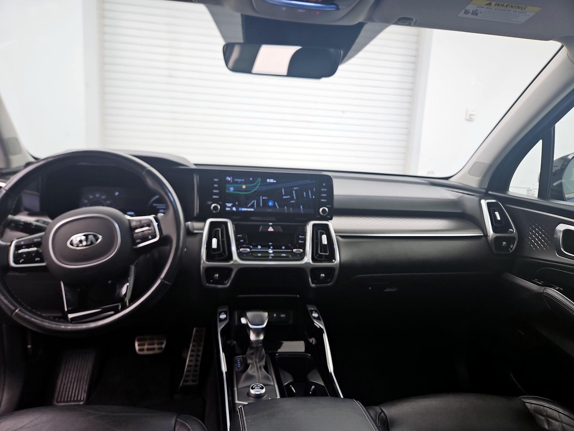 Thumbnail: 2021 Kia Sorento - 9