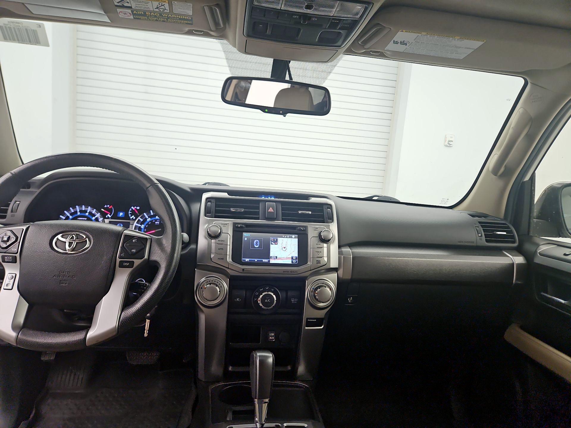 Thumbnail: 2016 Toyota 4Runner - 9
