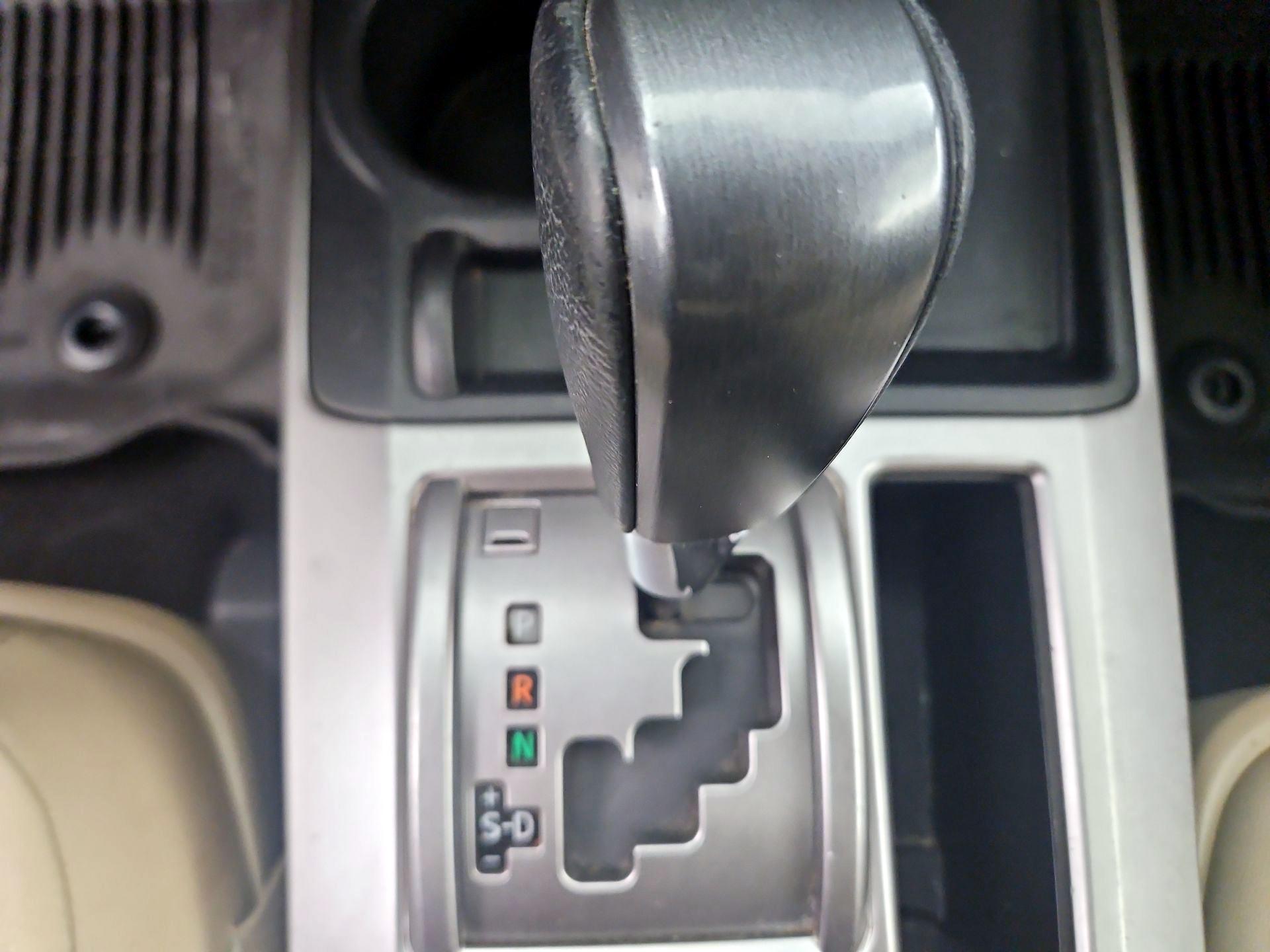 Thumbnail: 2016 Toyota 4Runner - 16