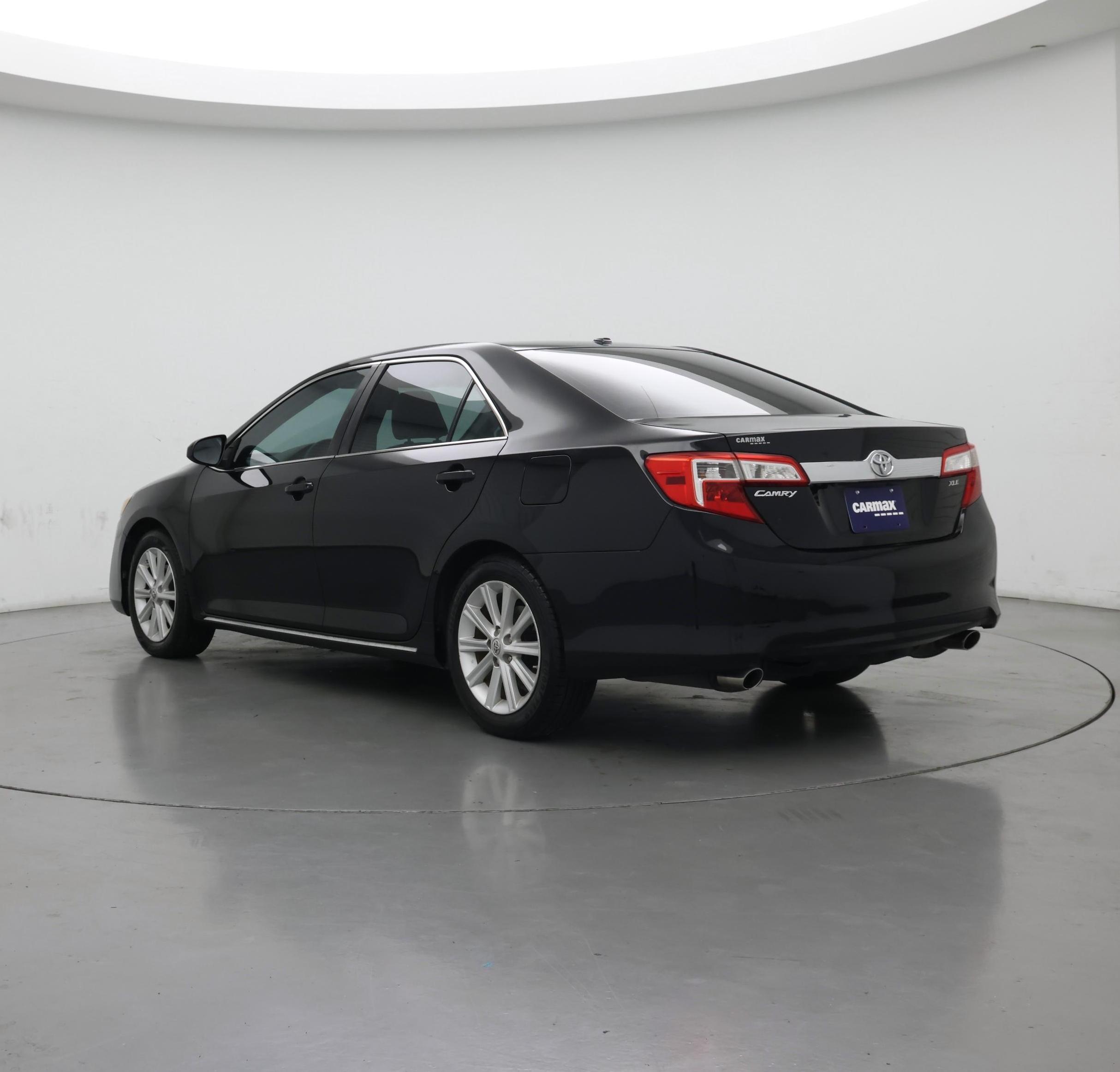 Thumbnail: 2014 Toyota Camry - 2