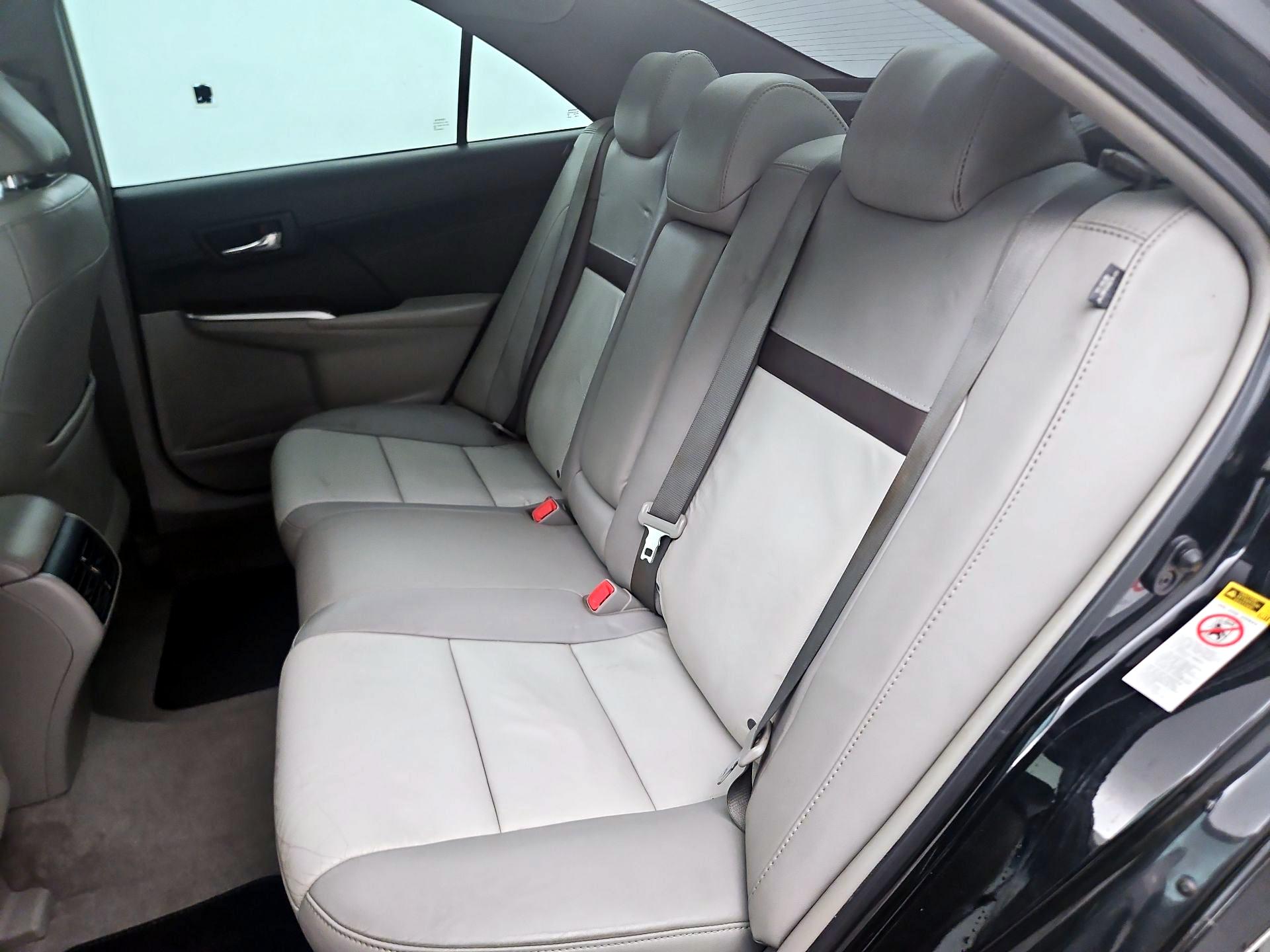Thumbnail: 2014 Toyota Camry - 20