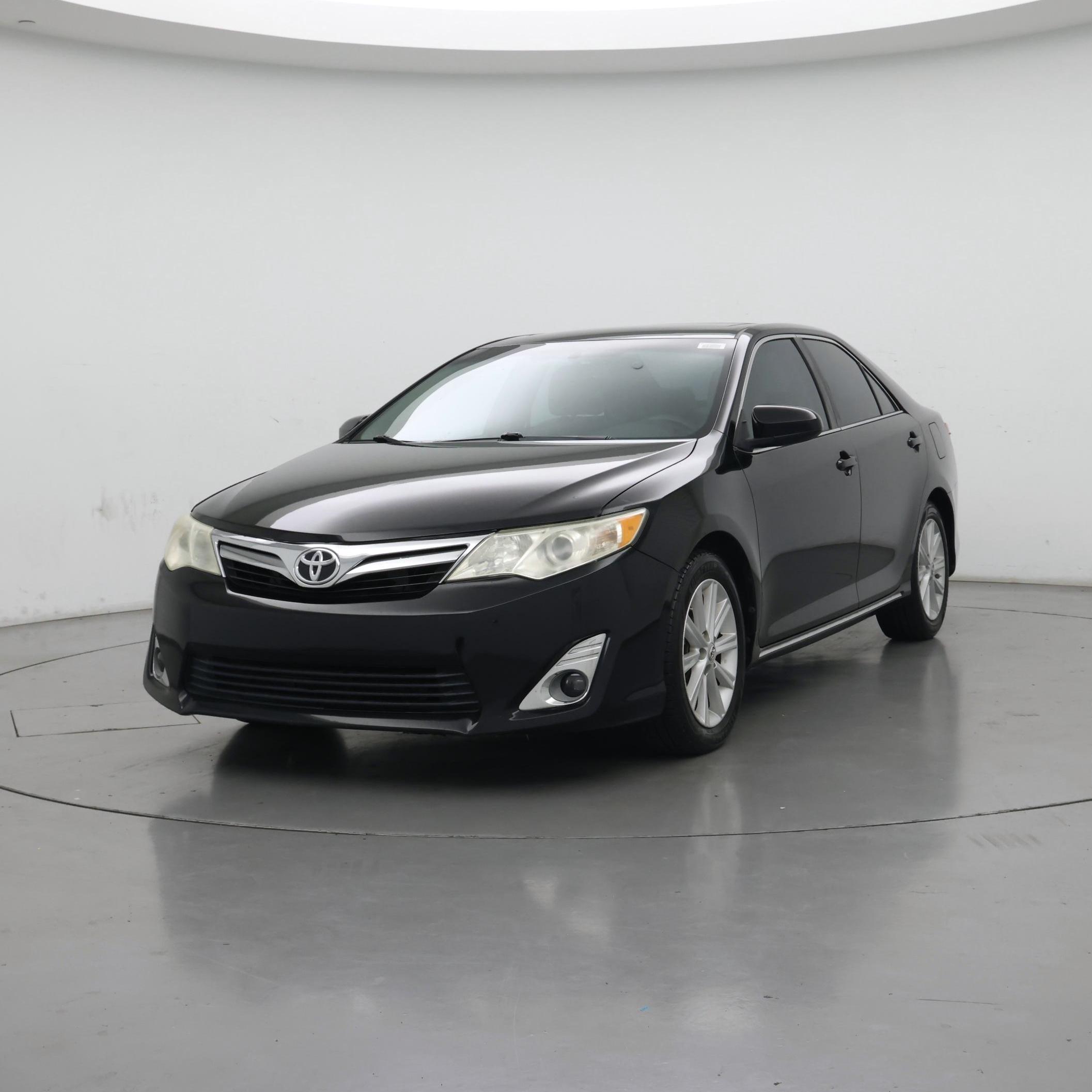 Thumbnail: 2014 Toyota Camry - 4