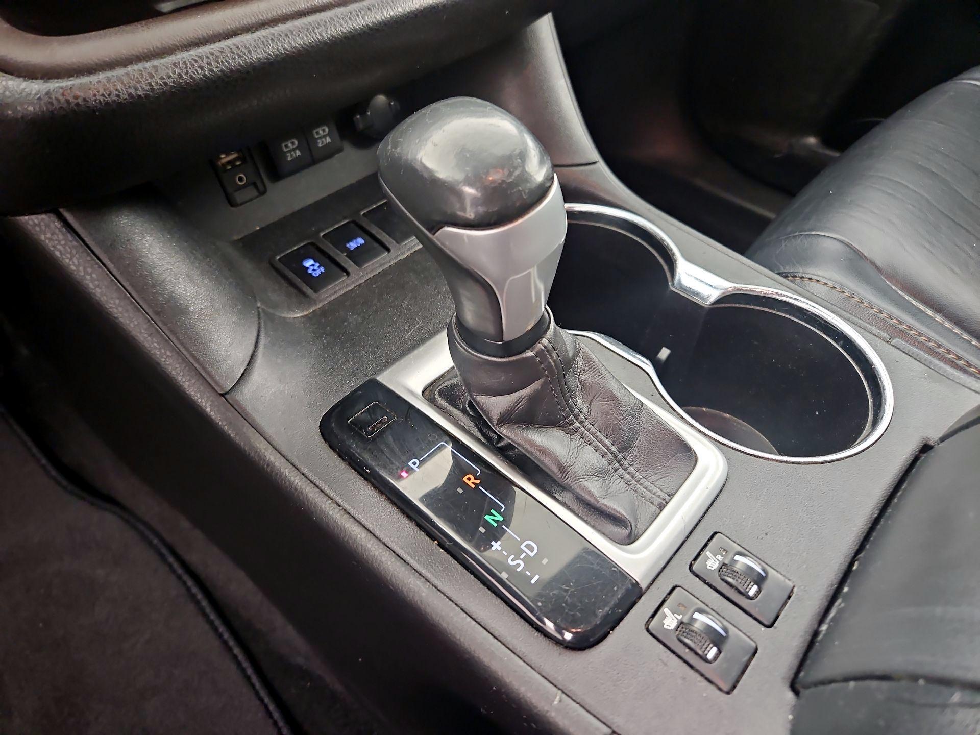 Thumbnail: 2017 Toyota Highlander - 15