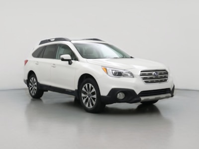 White 2015 Subaru Outback Limited