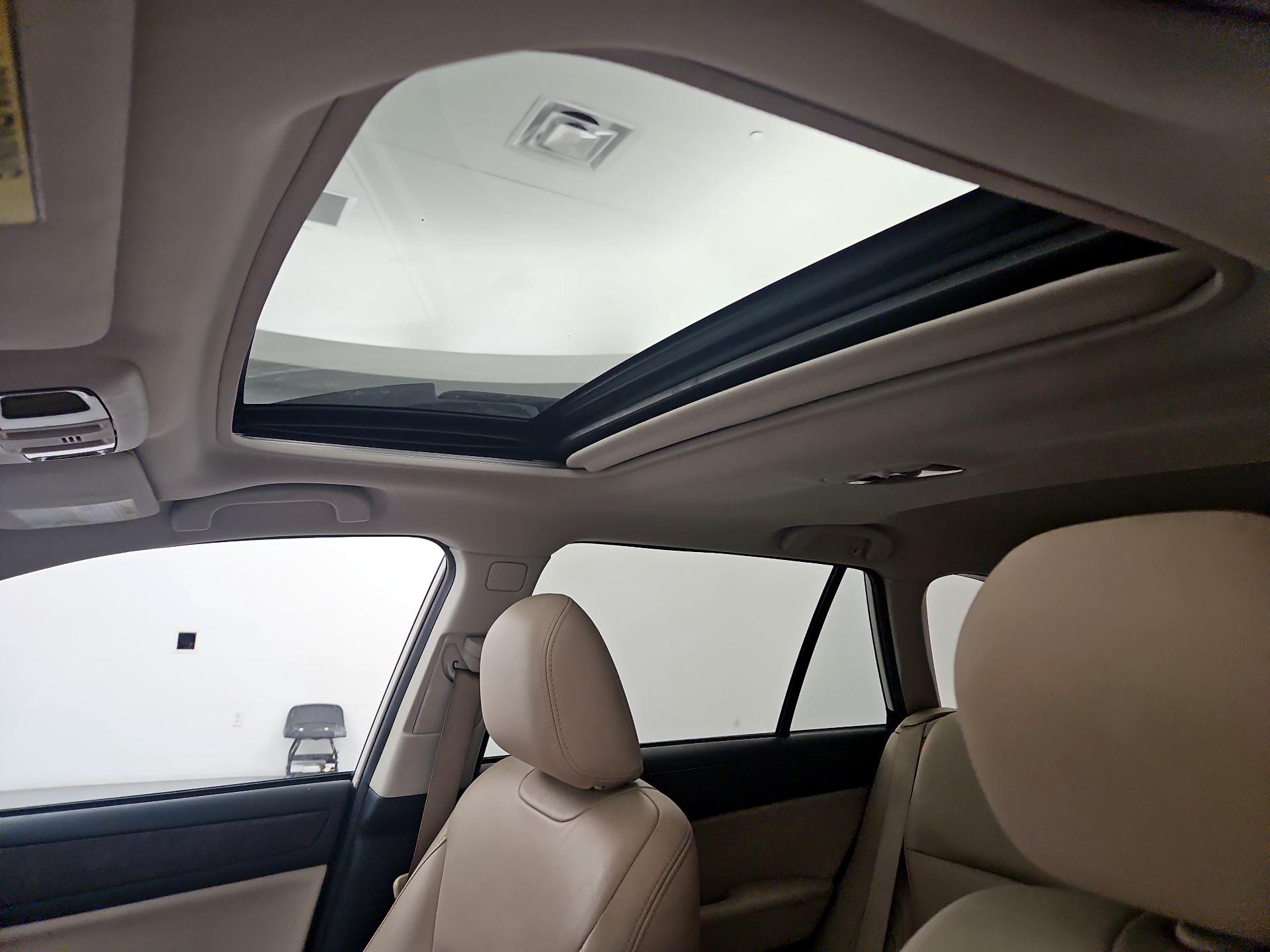 Thumbnail: 2015 Subaru Outback - 20