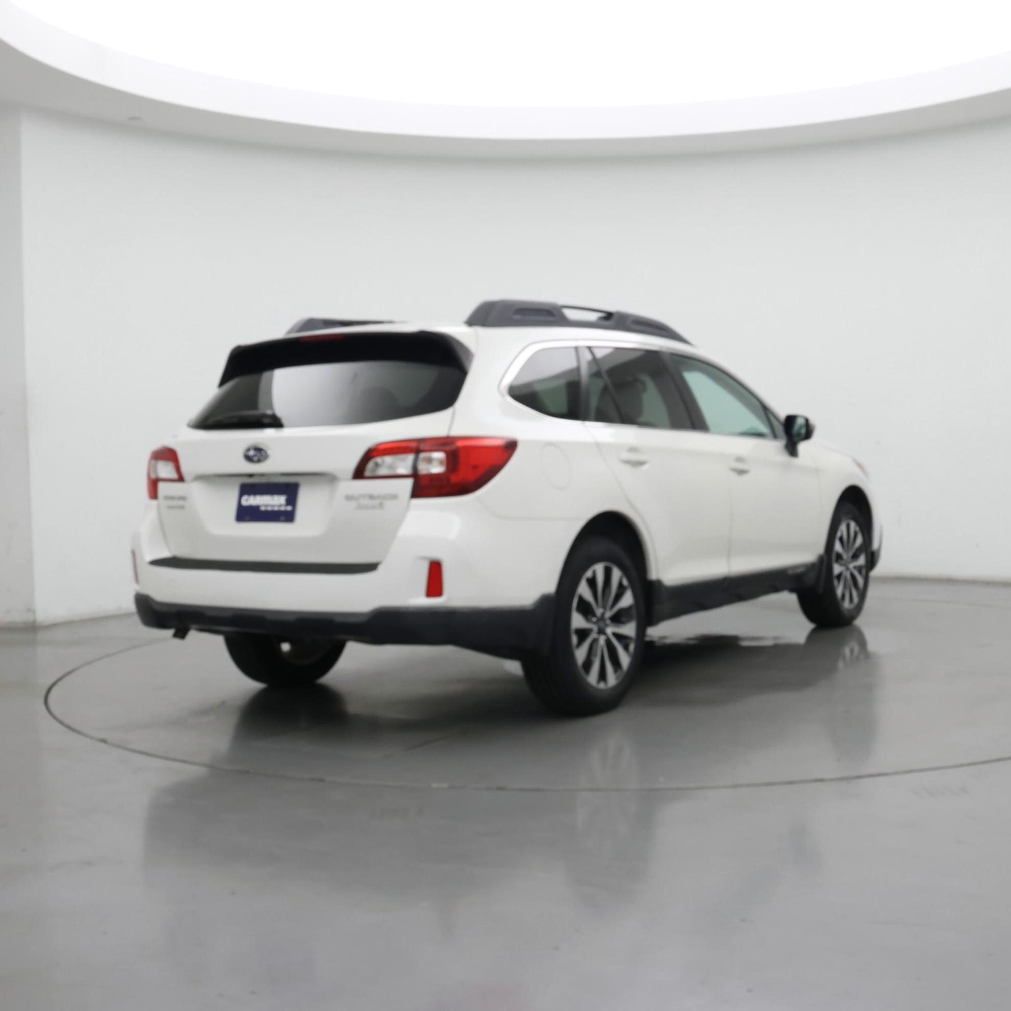 Thumbnail: 2015 Subaru Outback - 8