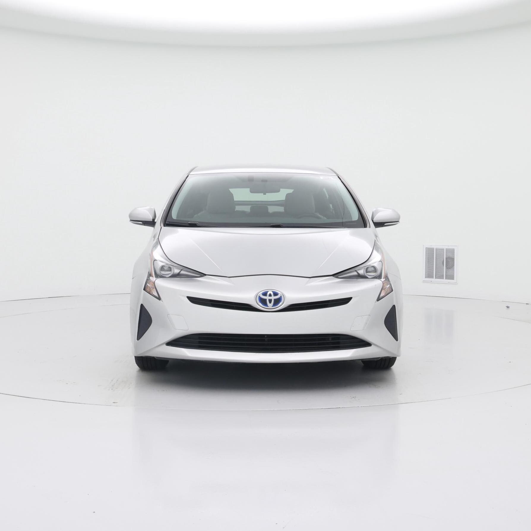 Thumbnail: 2016 Toyota Prius - 5