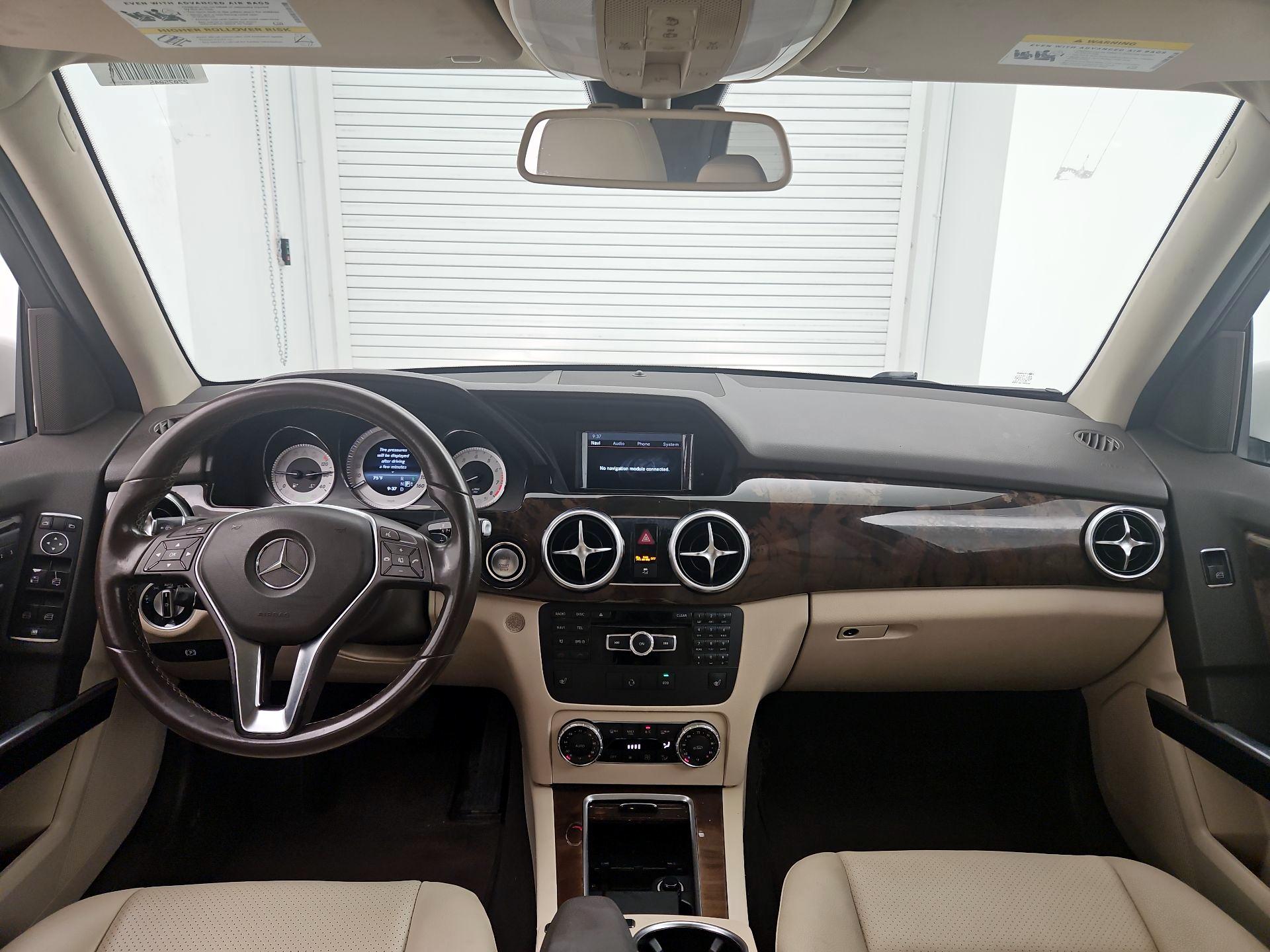 Thumbnail: 2015 Mercedes-Benz GLK - 9