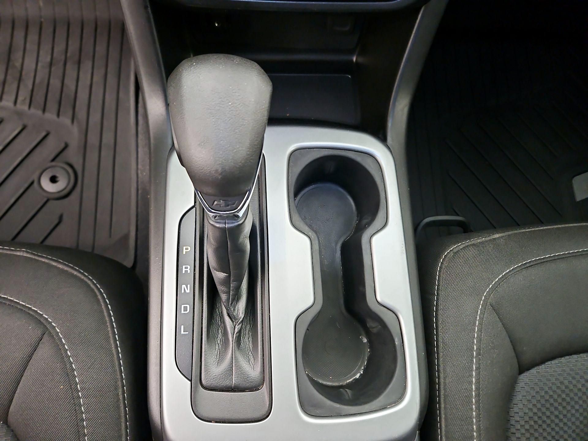 Thumbnail: 2022 Chevrolet Colorado - 17