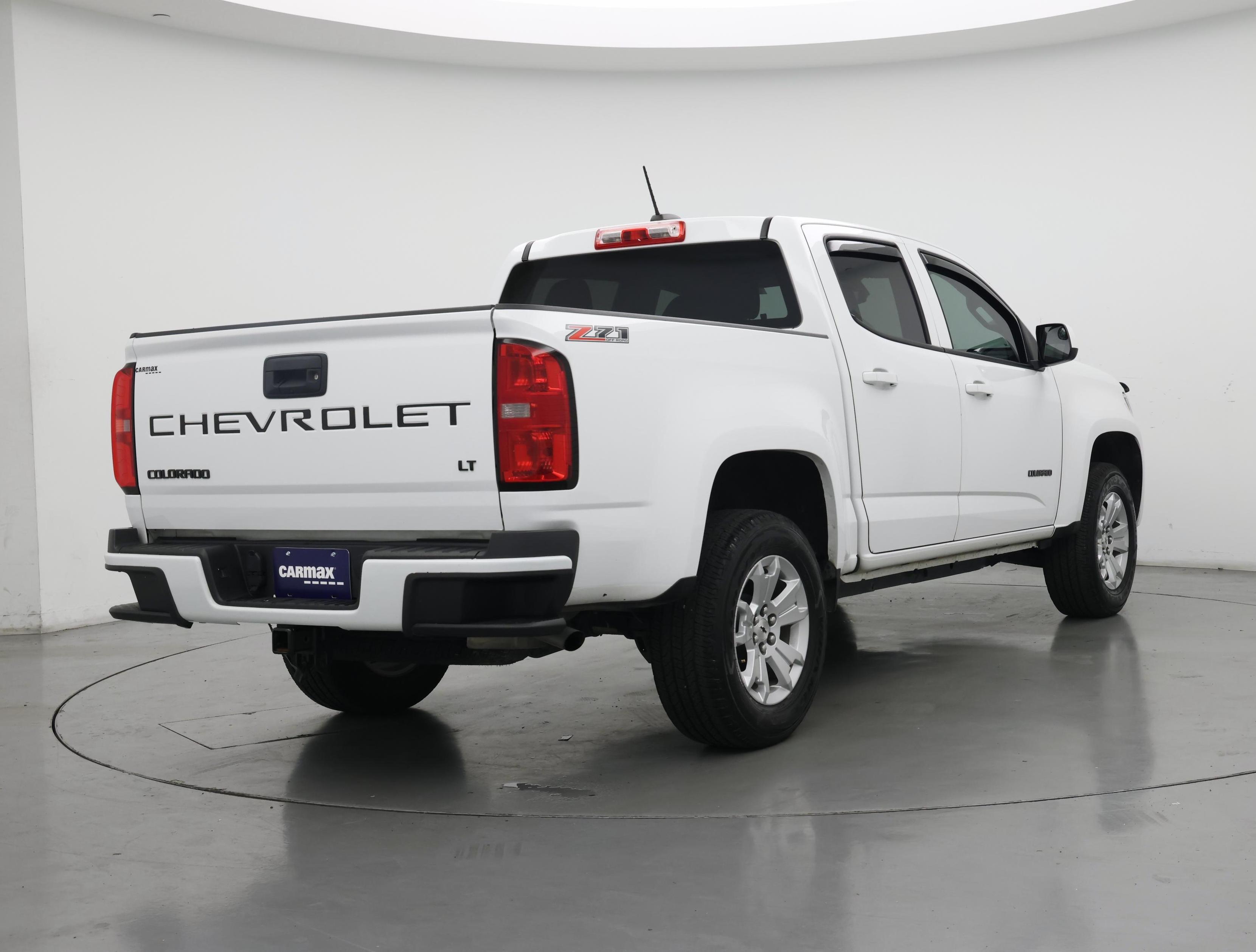 Thumbnail: 2022 Chevrolet Colorado - 8