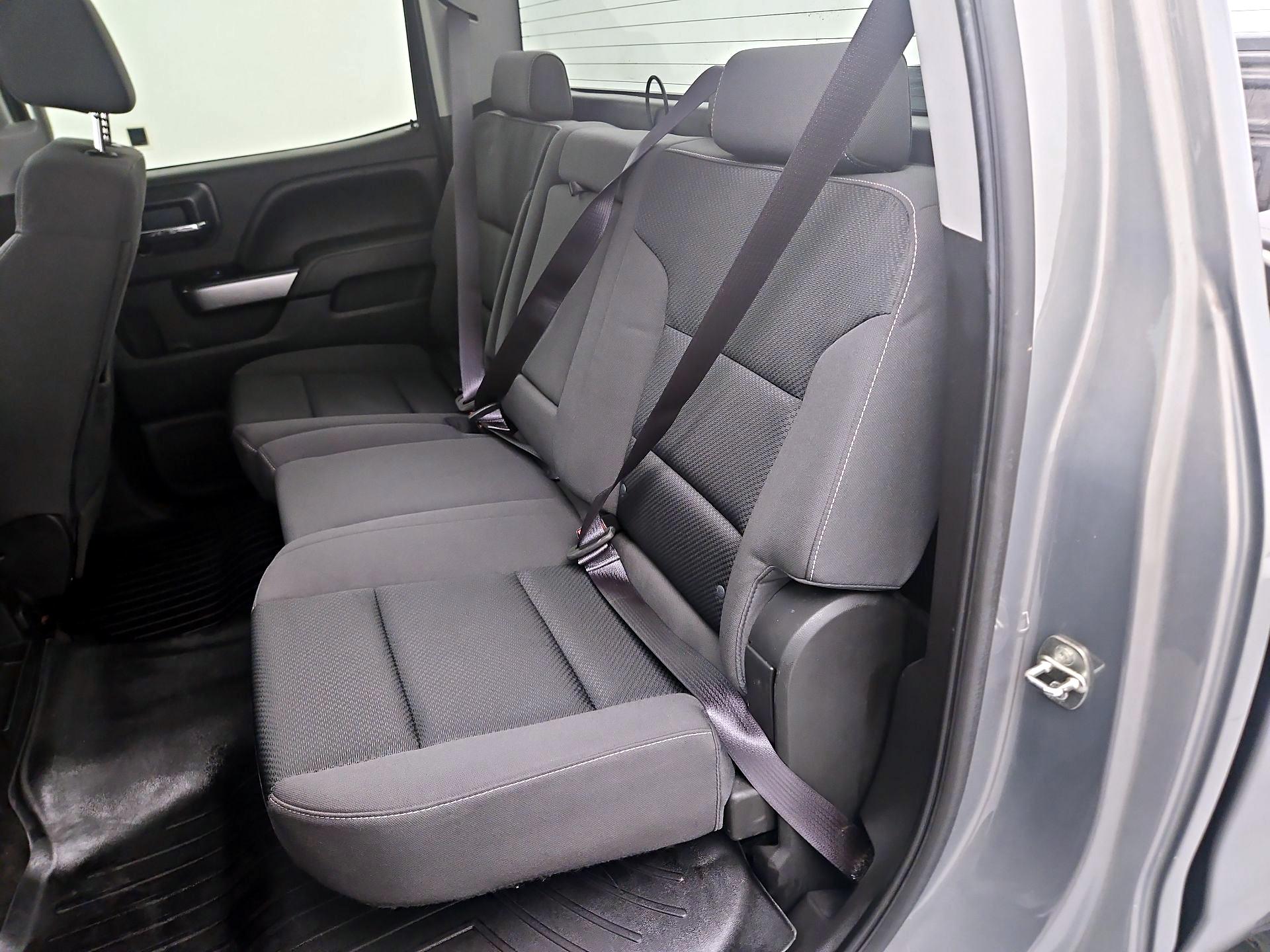 Thumbnail: 2017 Chevrolet Silverado 1500 - 19
