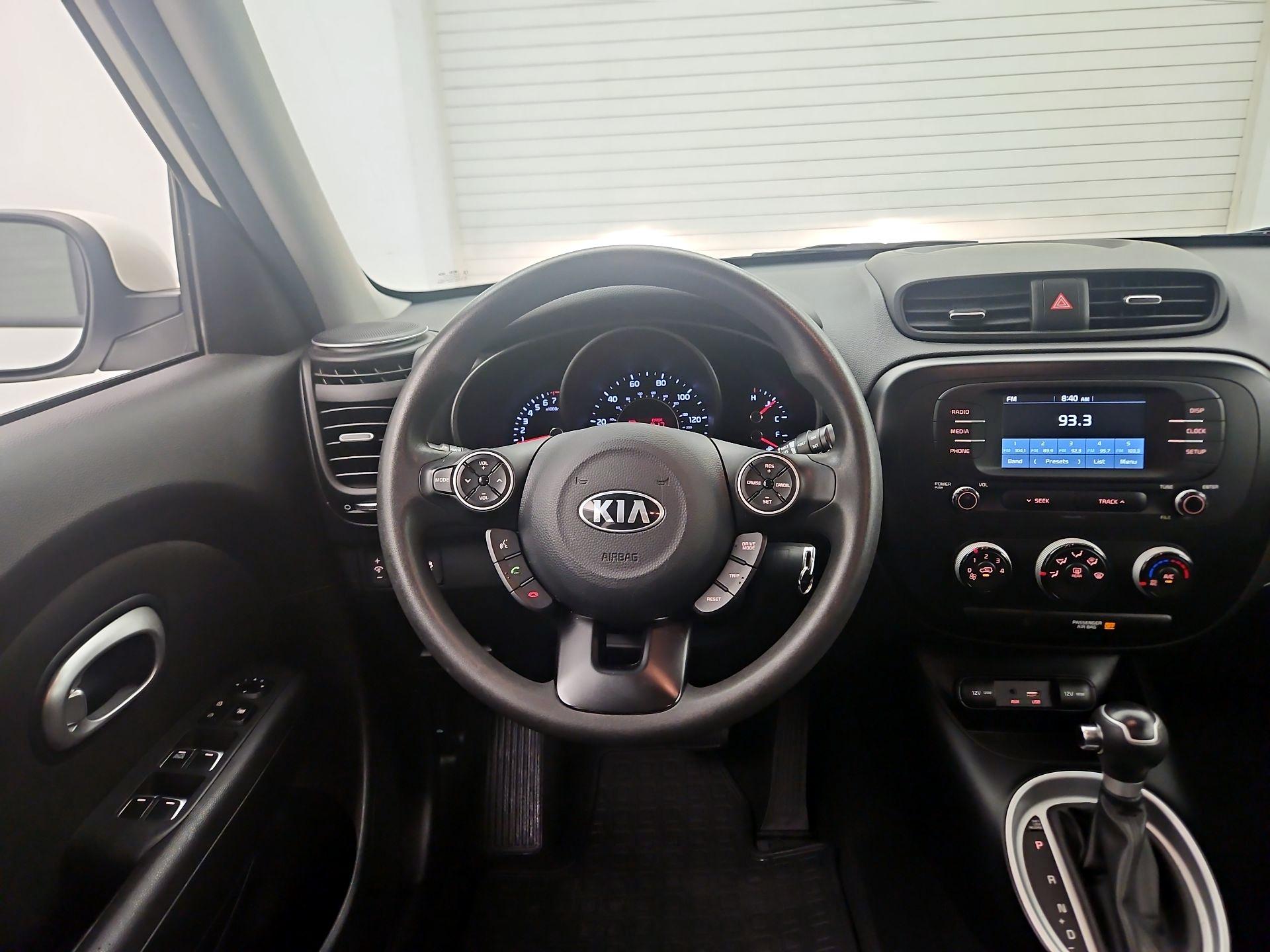 Thumbnail: 2019 Kia Soul - 10
