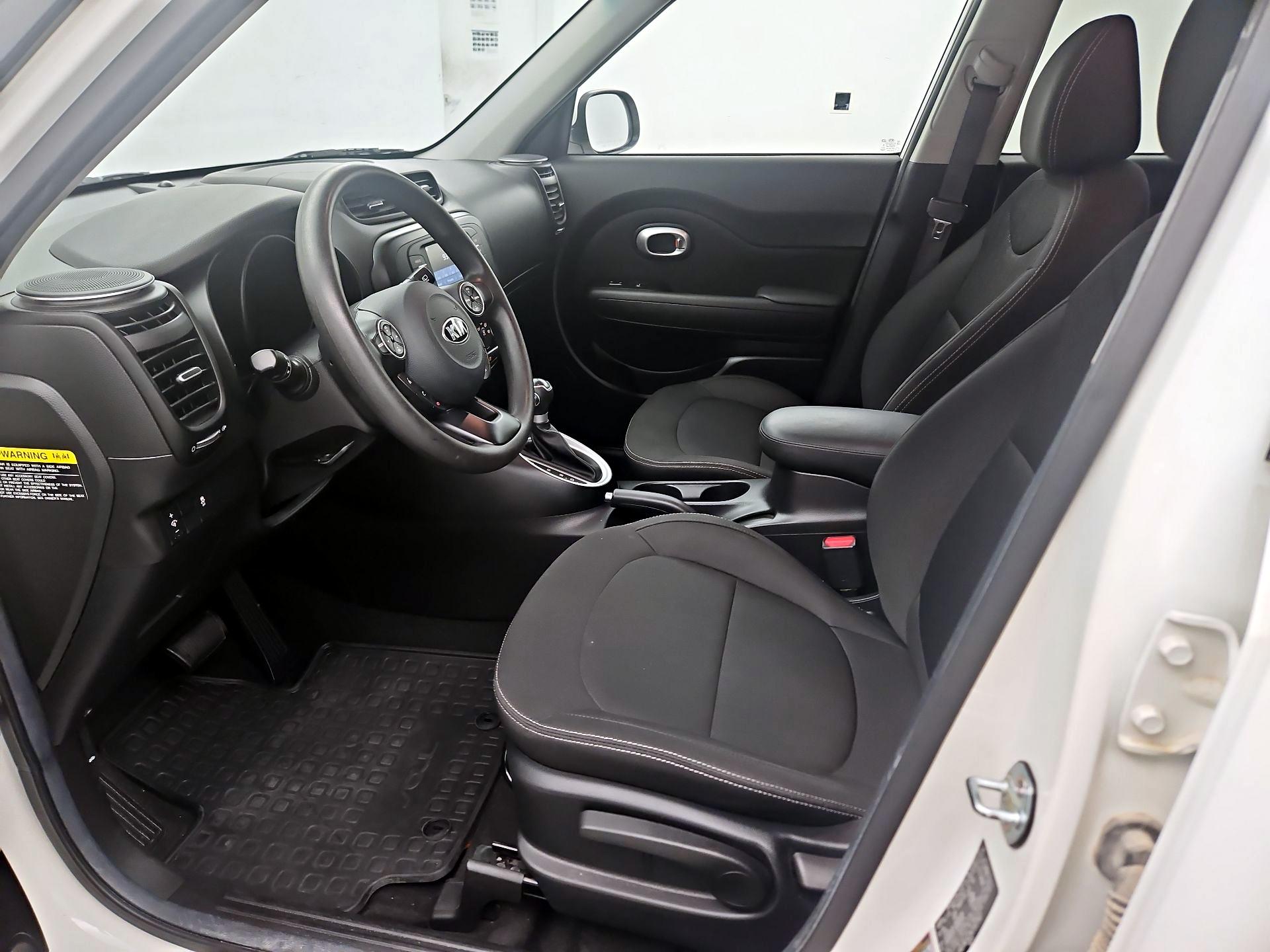 Thumbnail: 2019 Kia Soul - 11