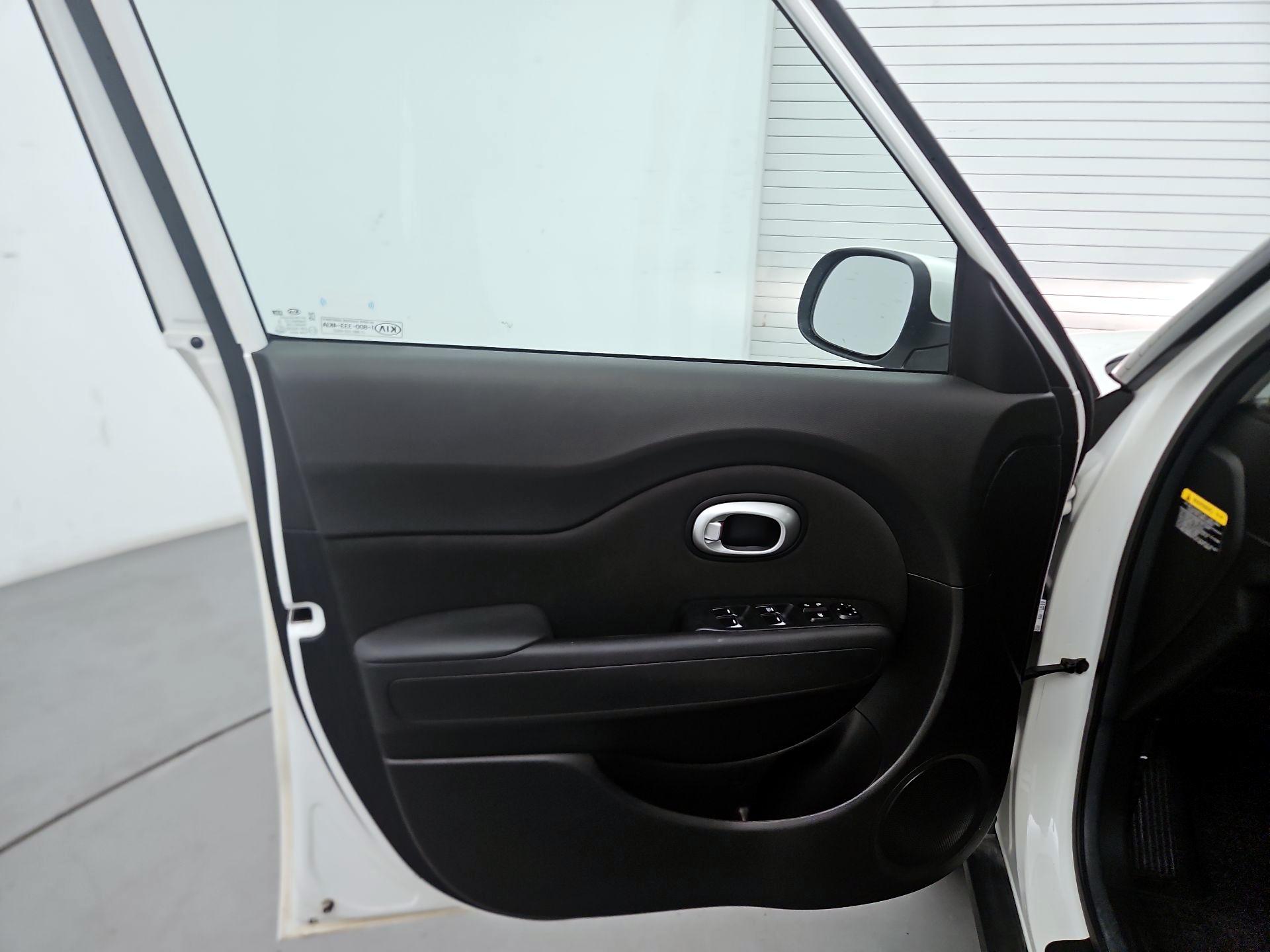 Thumbnail: 2019 Kia Soul - 12