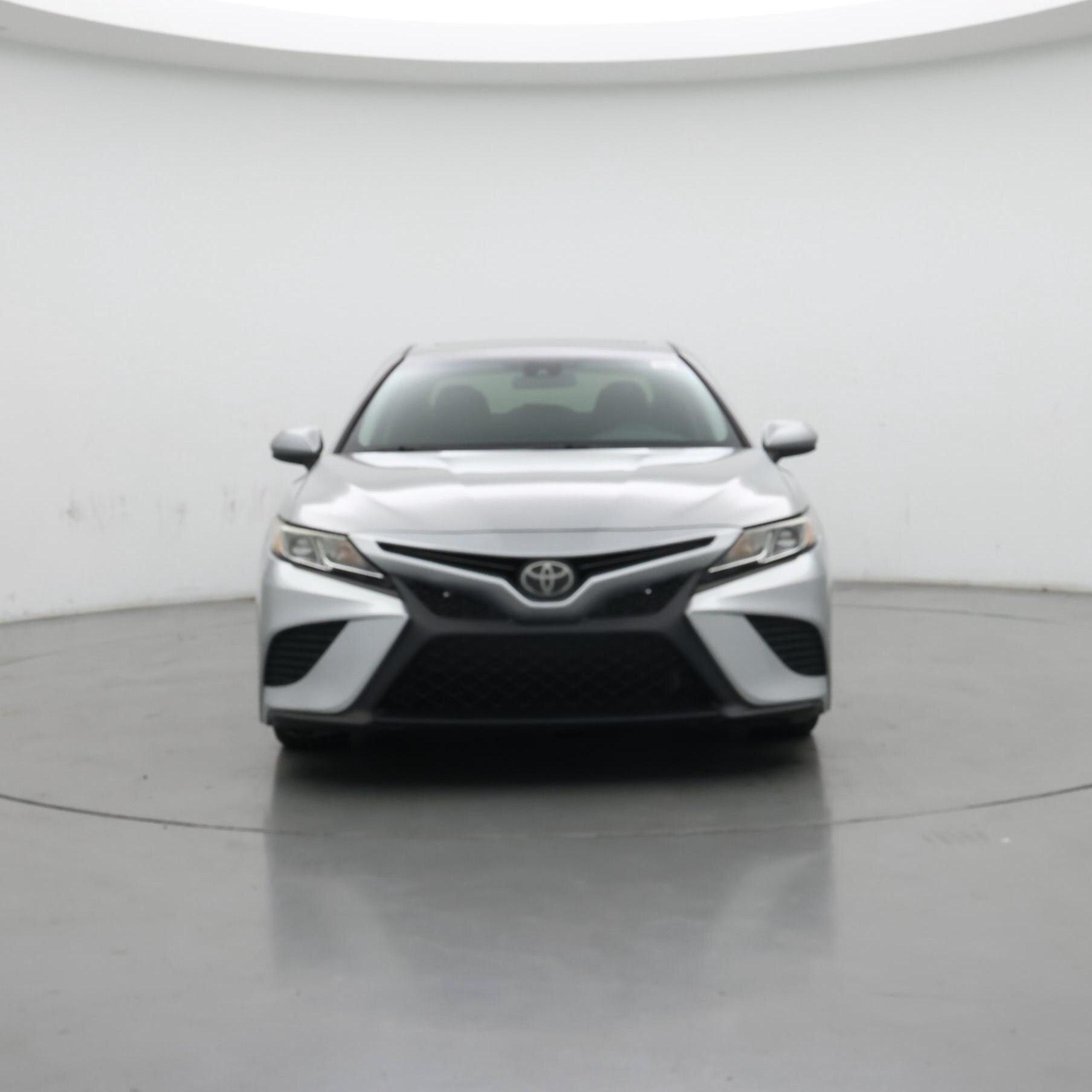 Thumbnail: 2018 Toyota Camry - 5