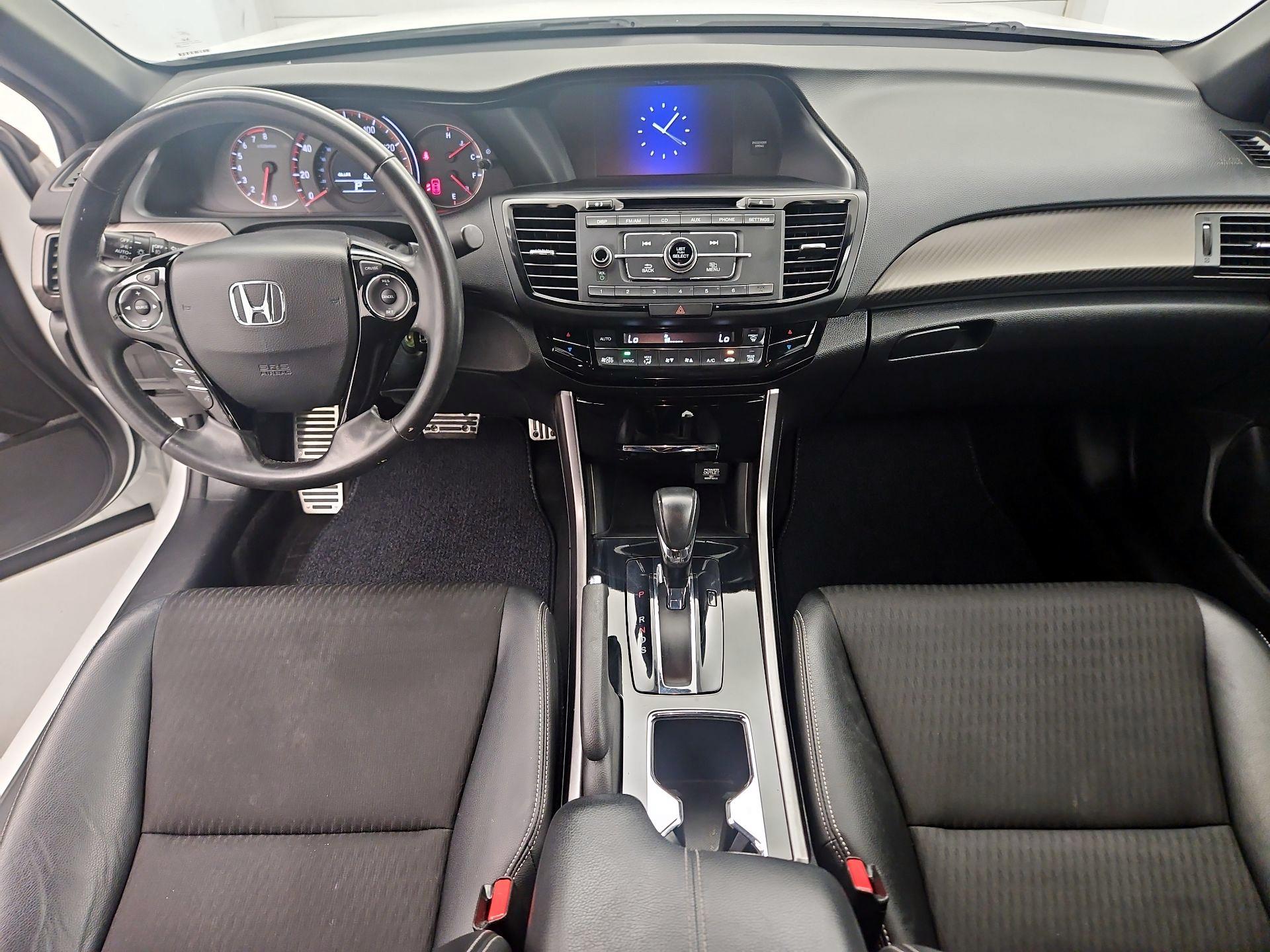 Thumbnail: 2017 Honda Accord - 9