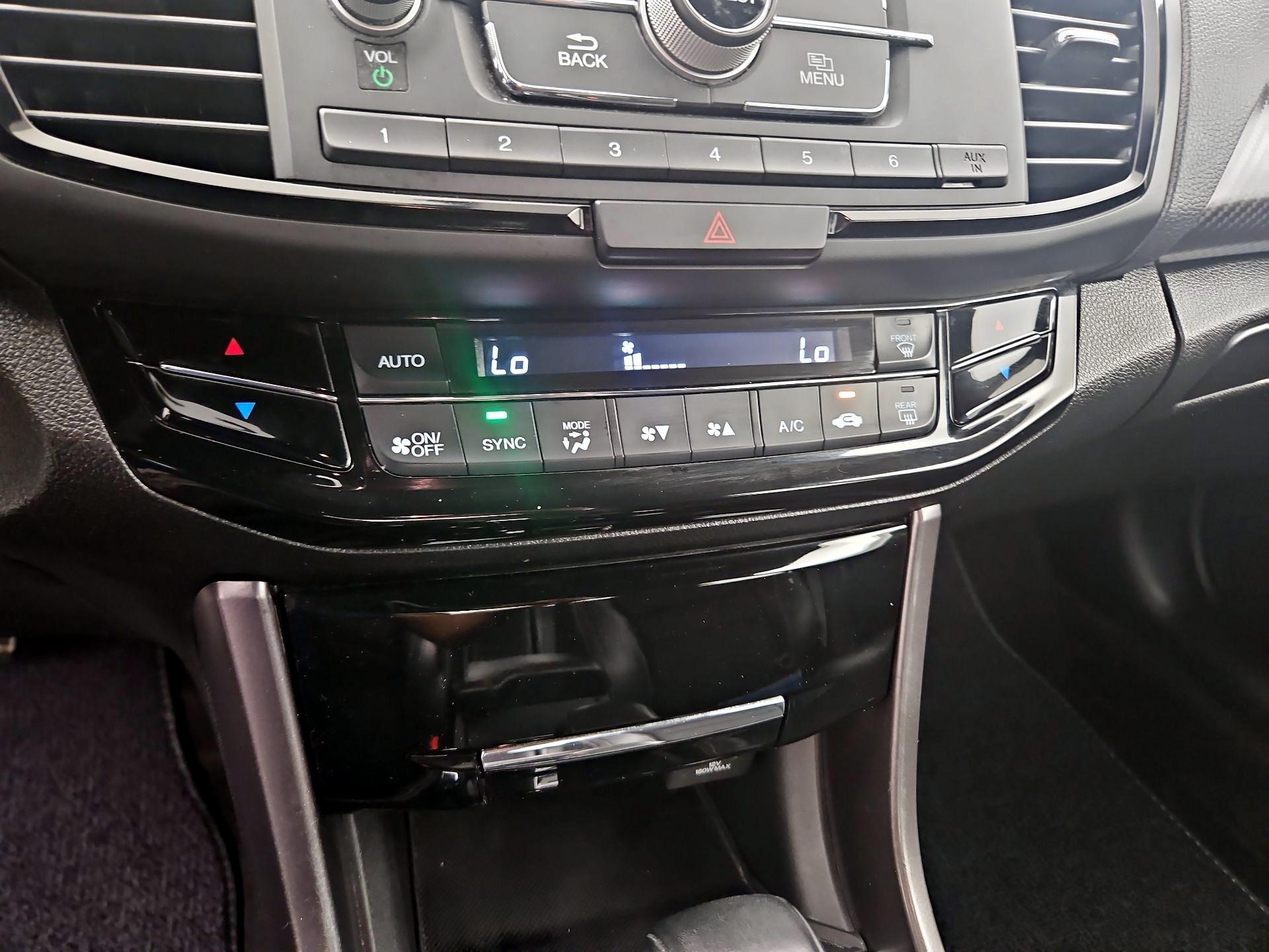 Thumbnail: 2017 Honda Accord - 16