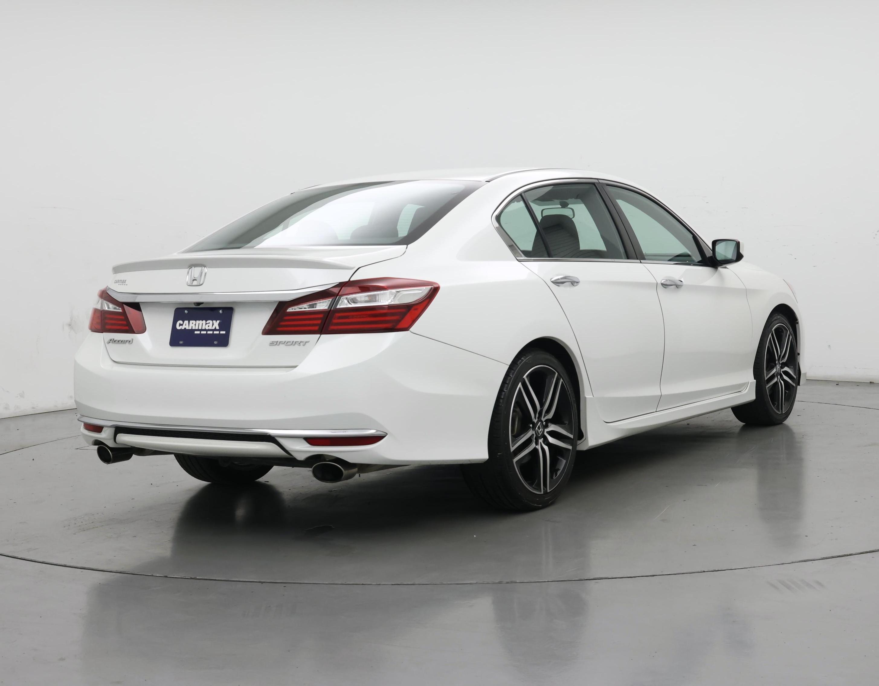 Thumbnail: 2017 Honda Accord - 8