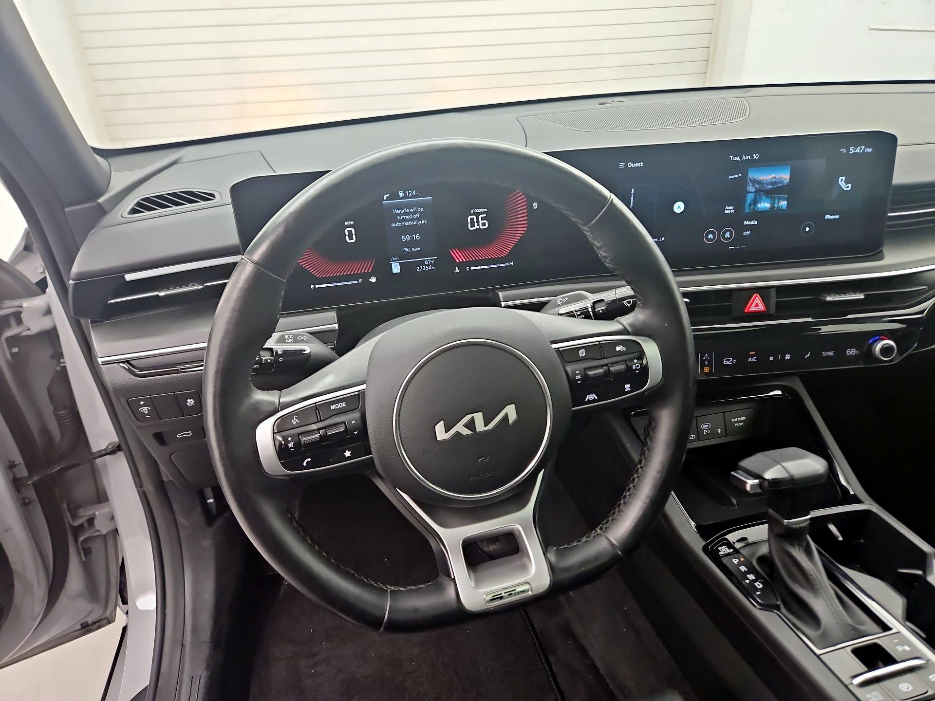 Thumbnail: 2025 Kia K5 - 10