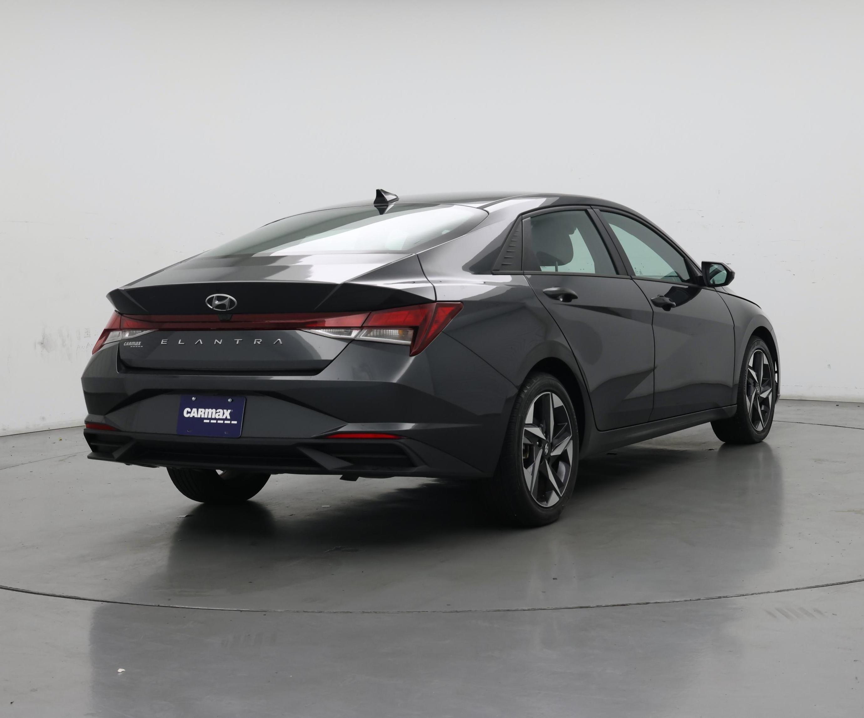 Thumbnail: 2023 Hyundai Elantra - 8