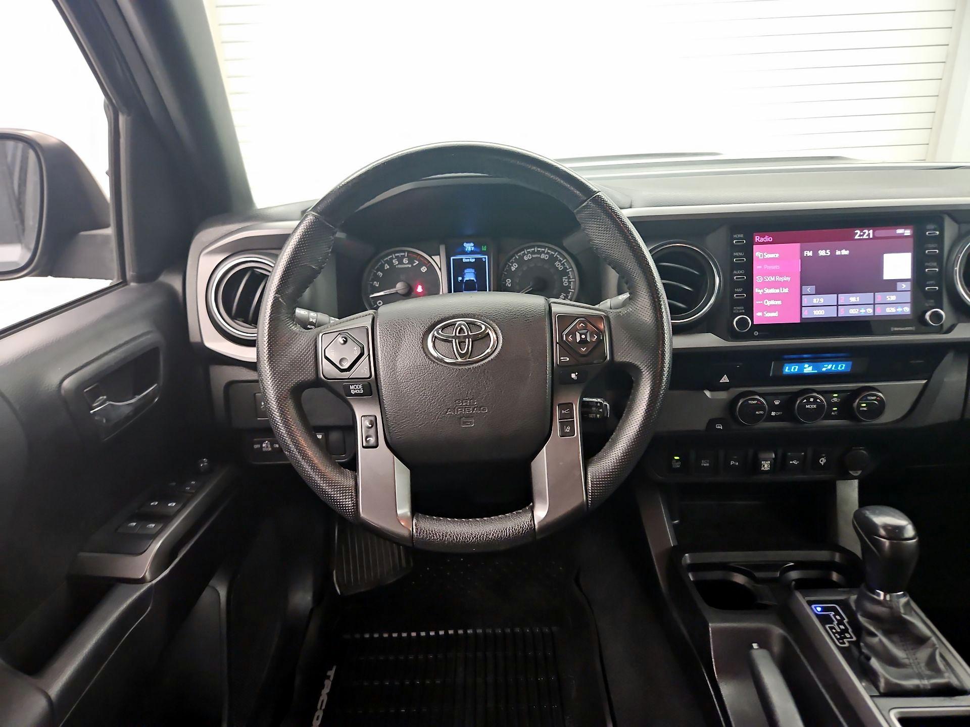 Thumbnail: 2021 Toyota Tacoma - 10