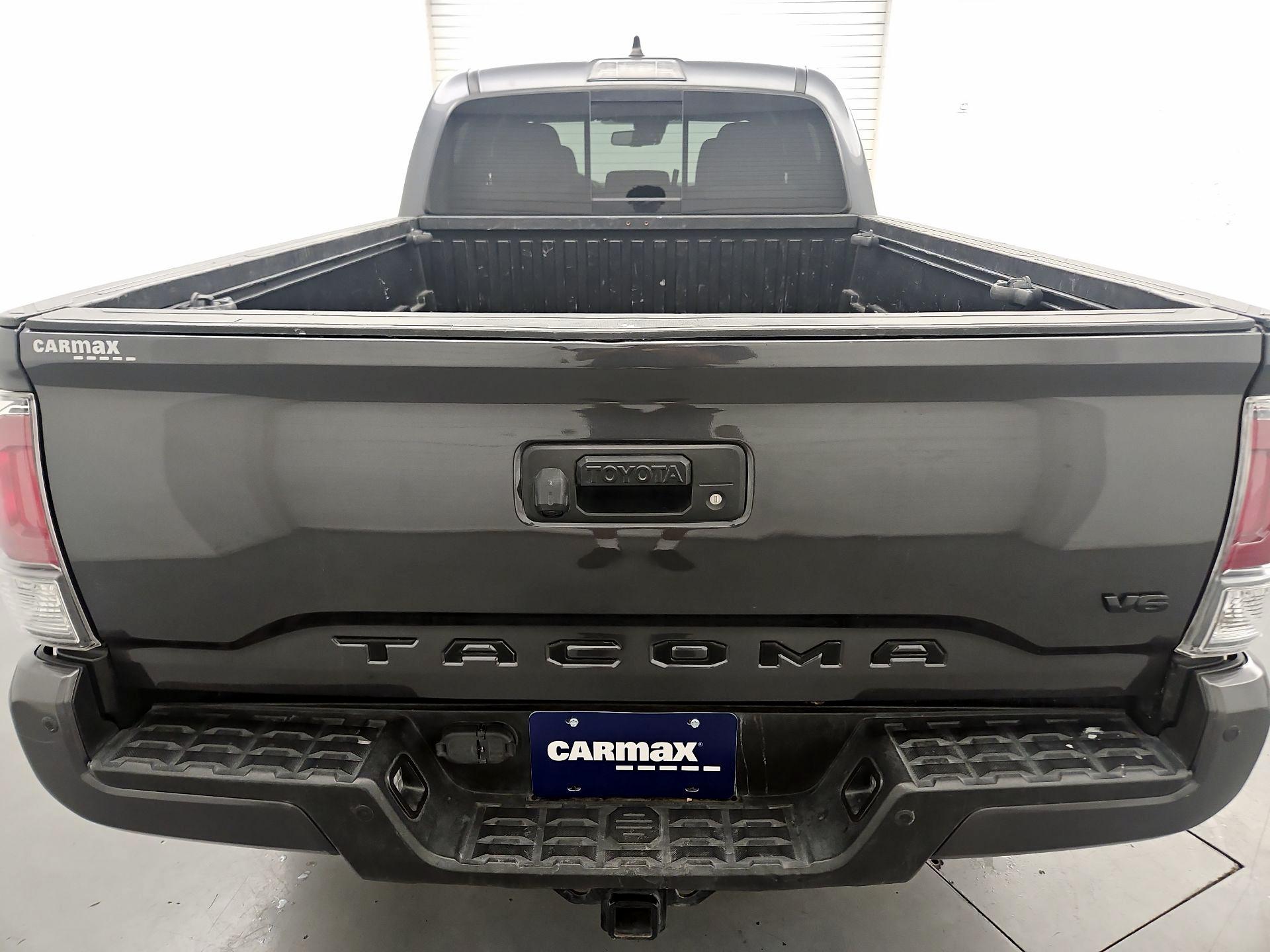 Thumbnail: 2021 Toyota Tacoma - 20