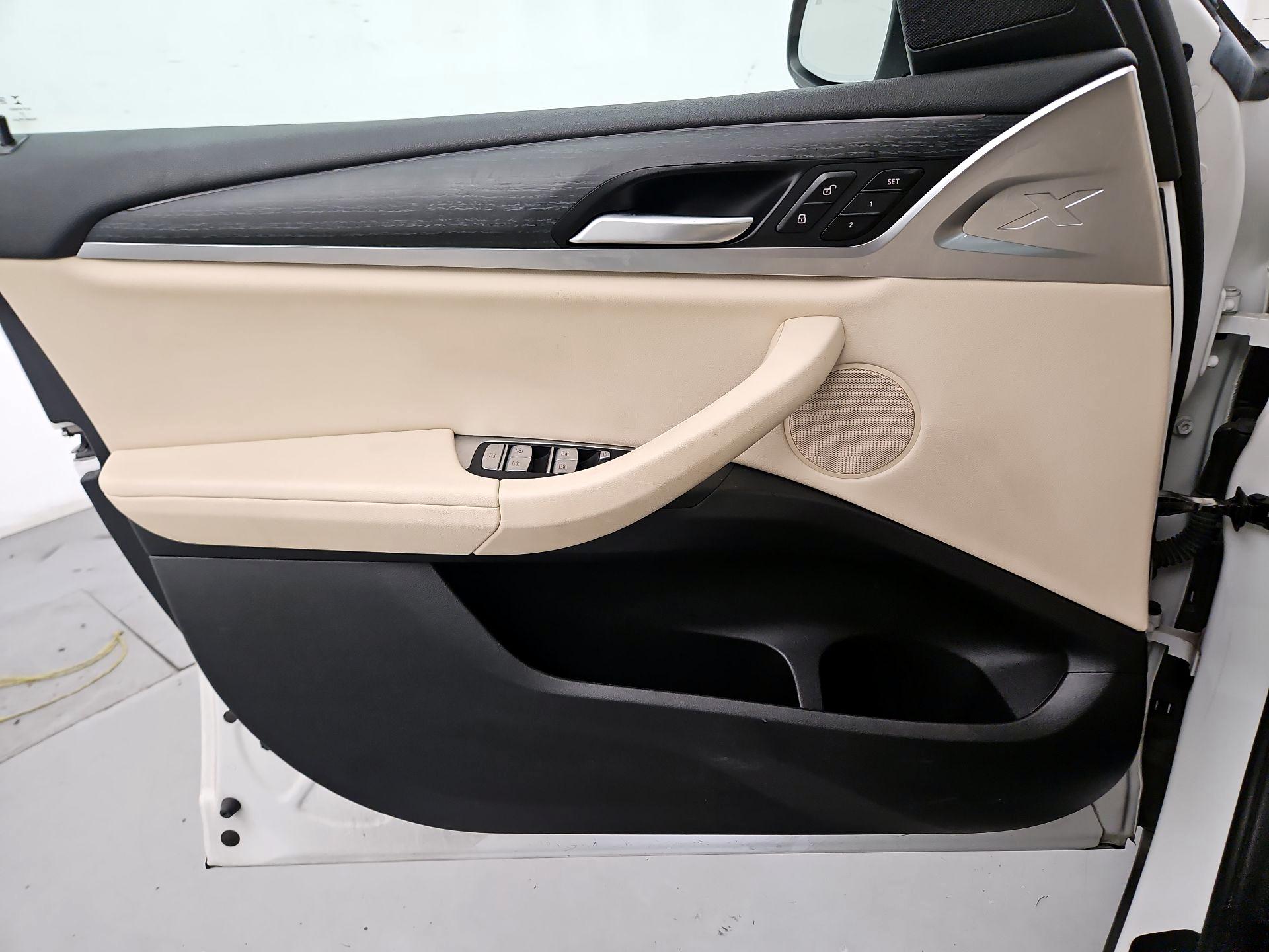Thumbnail: 2022 BMW X3 - 12