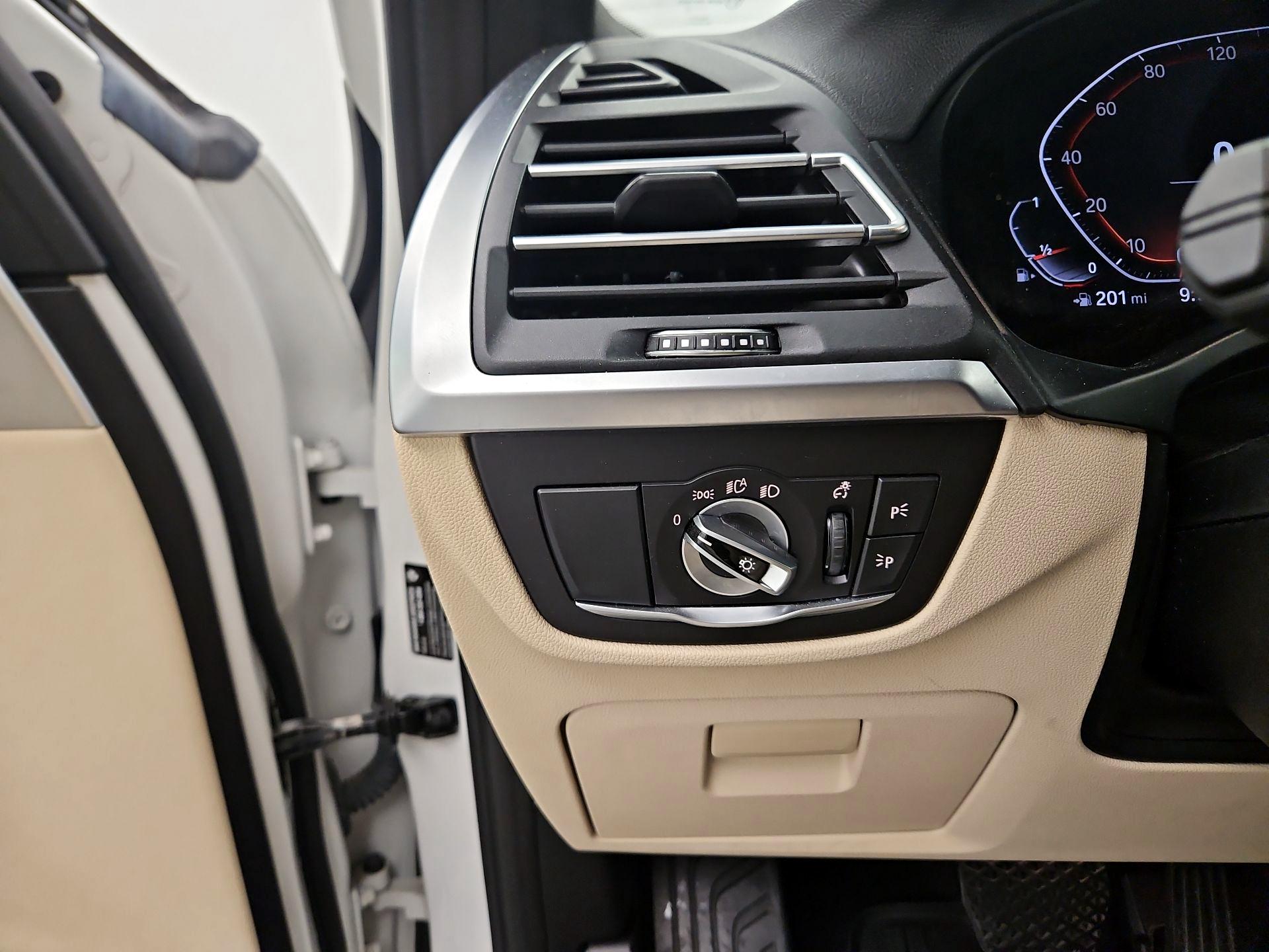 Thumbnail: 2022 BMW X3 - 13