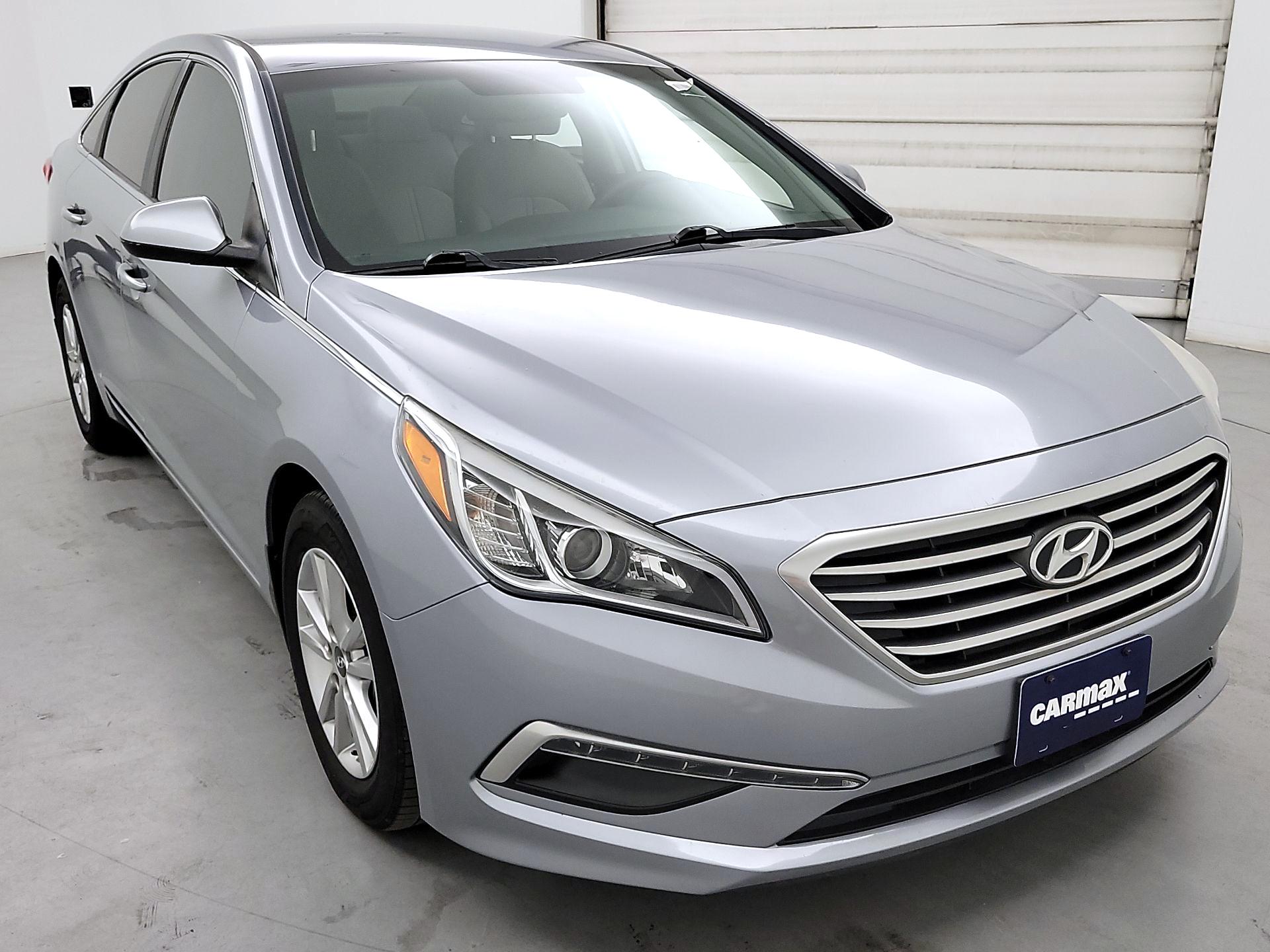Thumbnail: 2015 Hyundai Sonata - 1