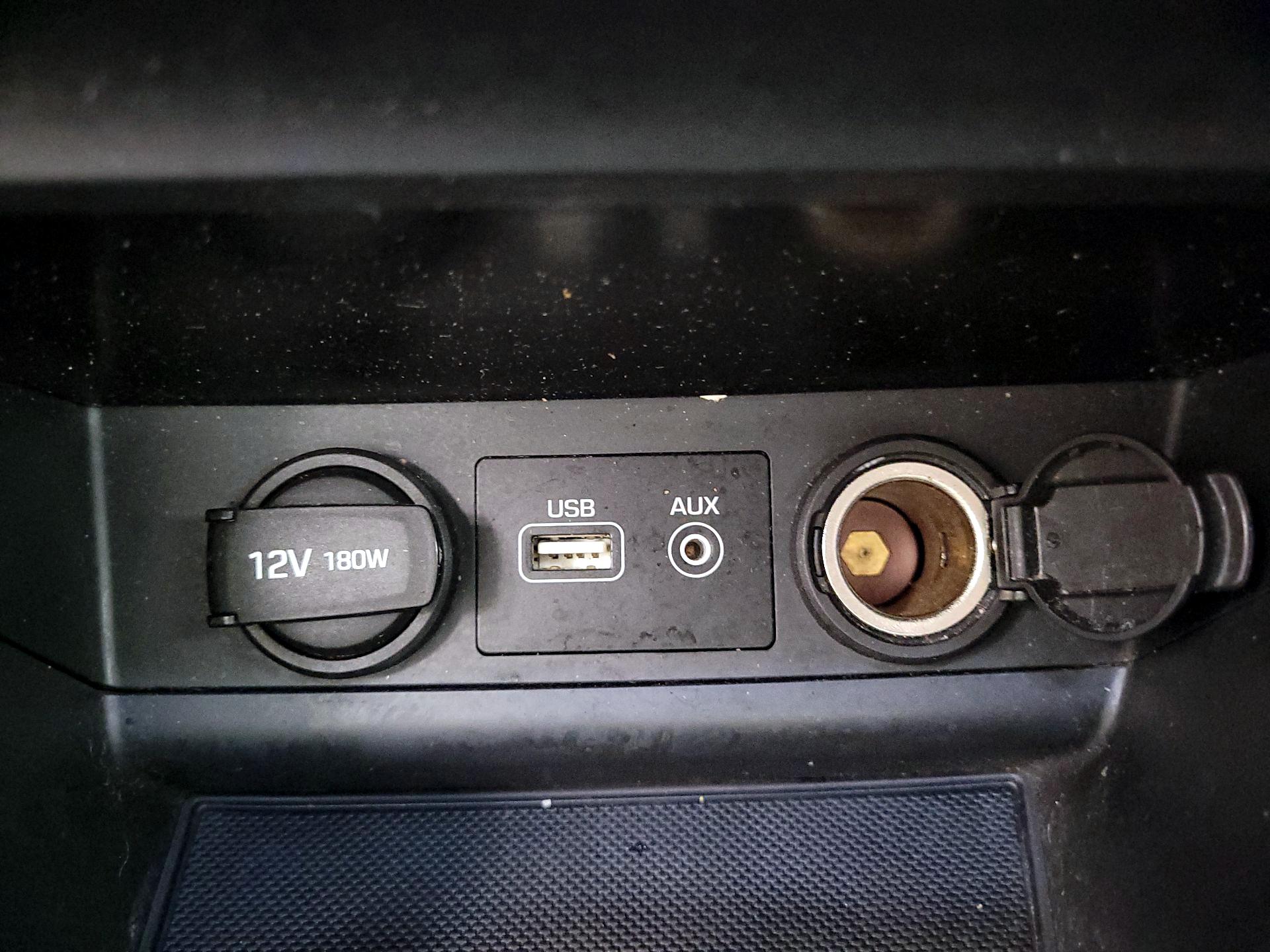 Thumbnail: 2015 Hyundai Sonata - 16