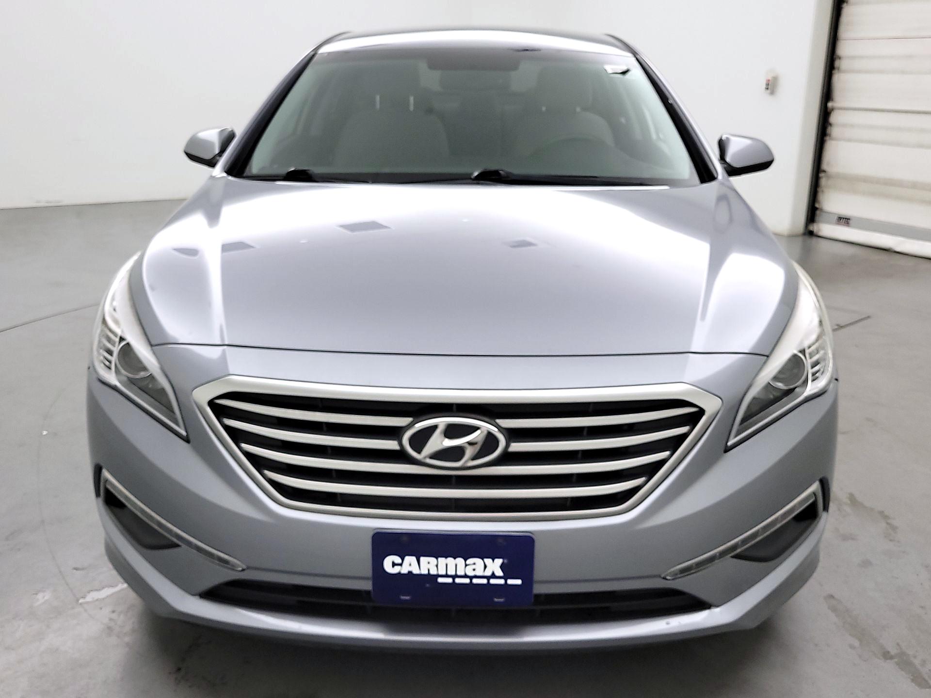 Thumbnail: 2015 Hyundai Sonata - 2