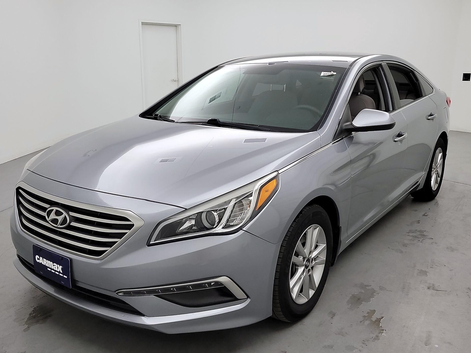 Thumbnail: 2015 Hyundai Sonata - 3