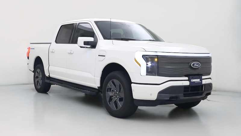 2022 Ford F-150 Lightning Lariat Hero Image