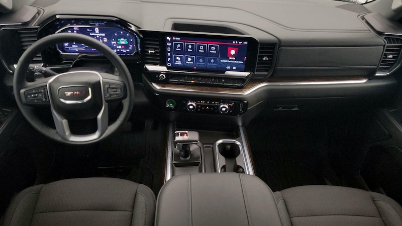 2024 GMC Sierra 1500 Elevation 9
