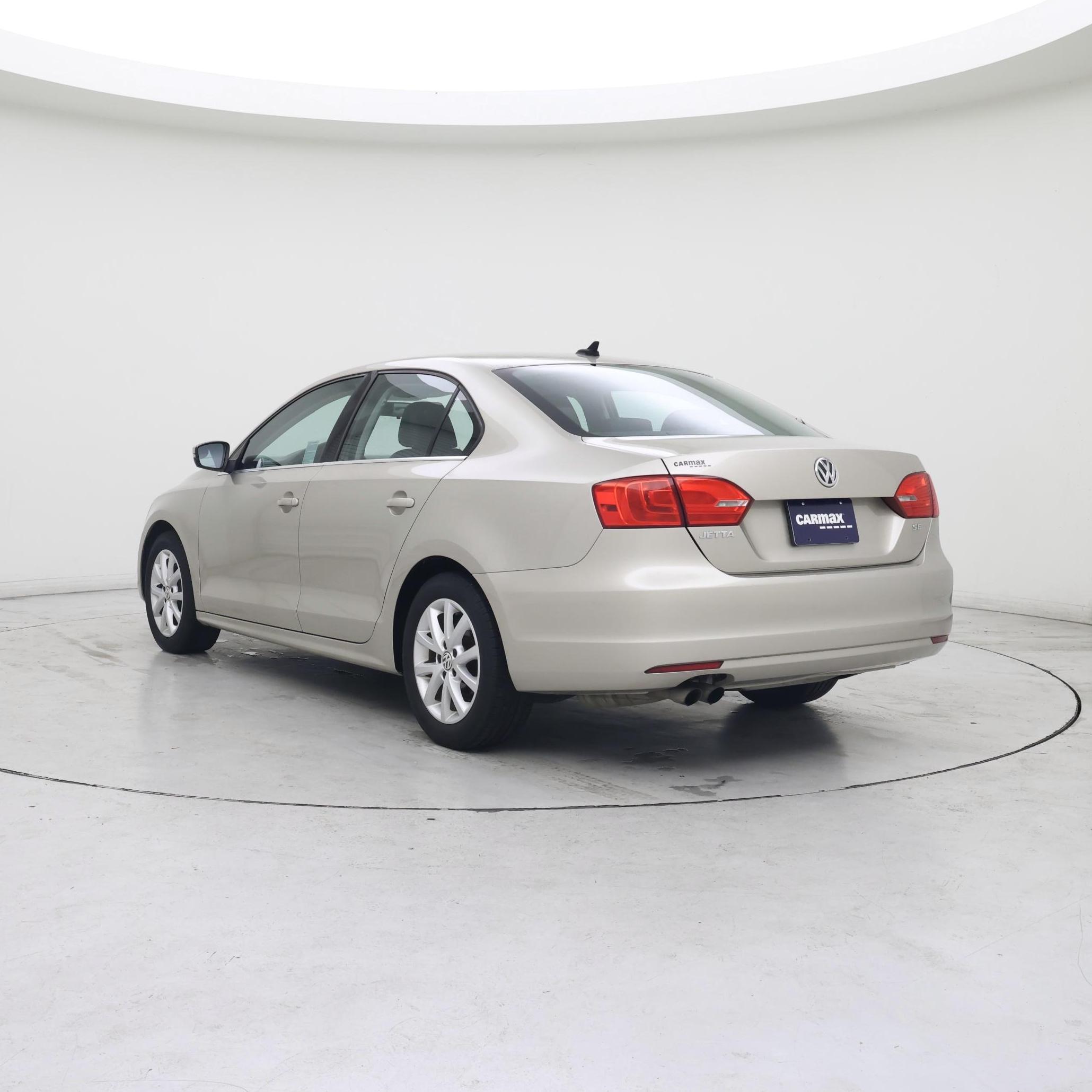 Thumbnail: 2014 Volkswagen Jetta - 2