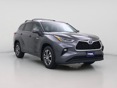 2021 Toyota Highlander XLE -
                Beaverton, OR