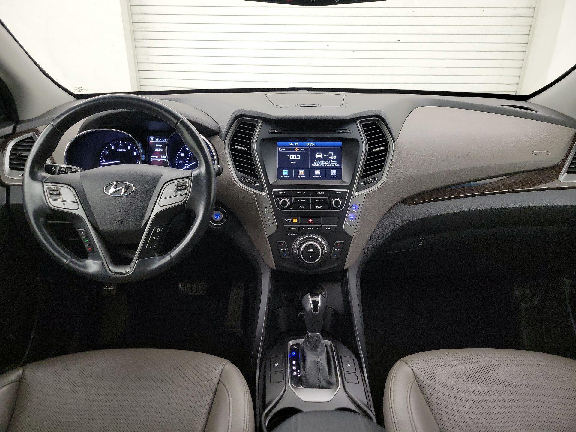 Thumbnail: 2017 Hyundai Santa Fe - 9